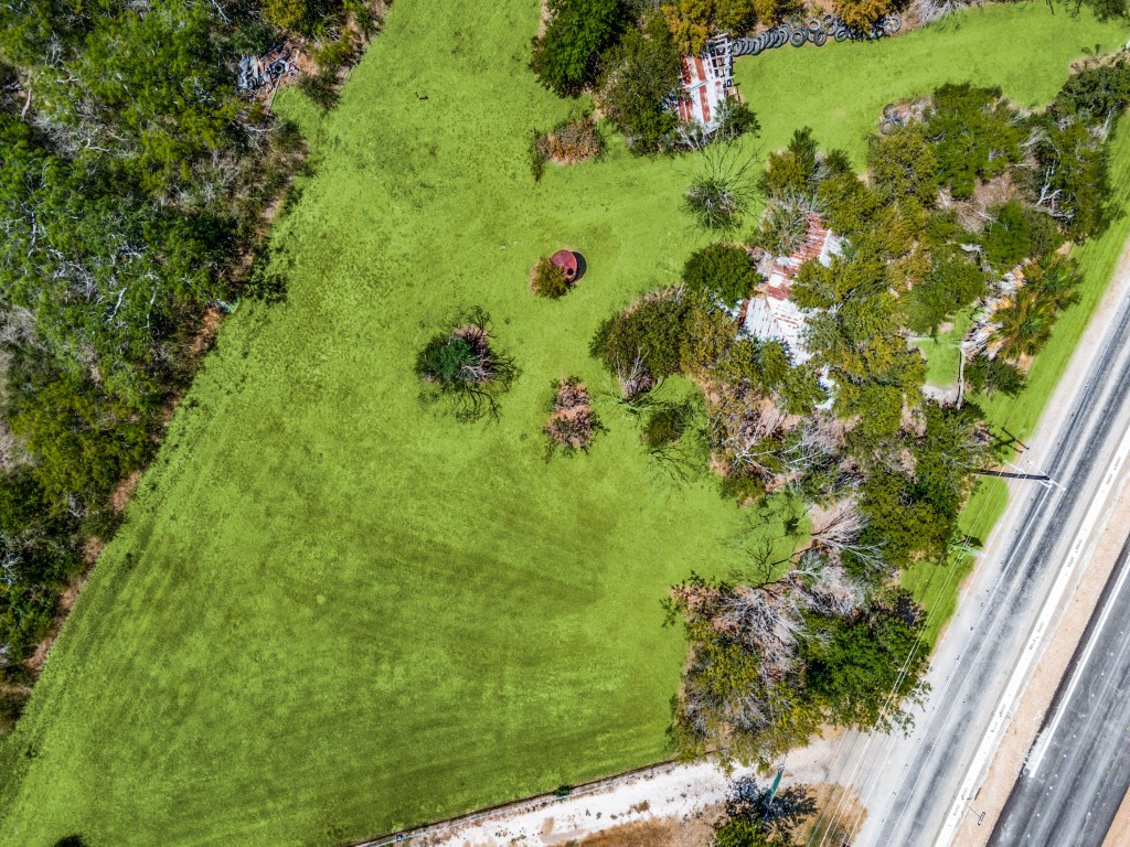 12170 Interstate 10 Converse, TX 78109 - Photo 13 of 13 a view of a garden