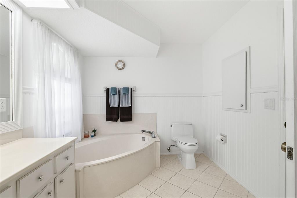 5888 Taylor Road Venice, FL 34293 - Photo 18 of 46