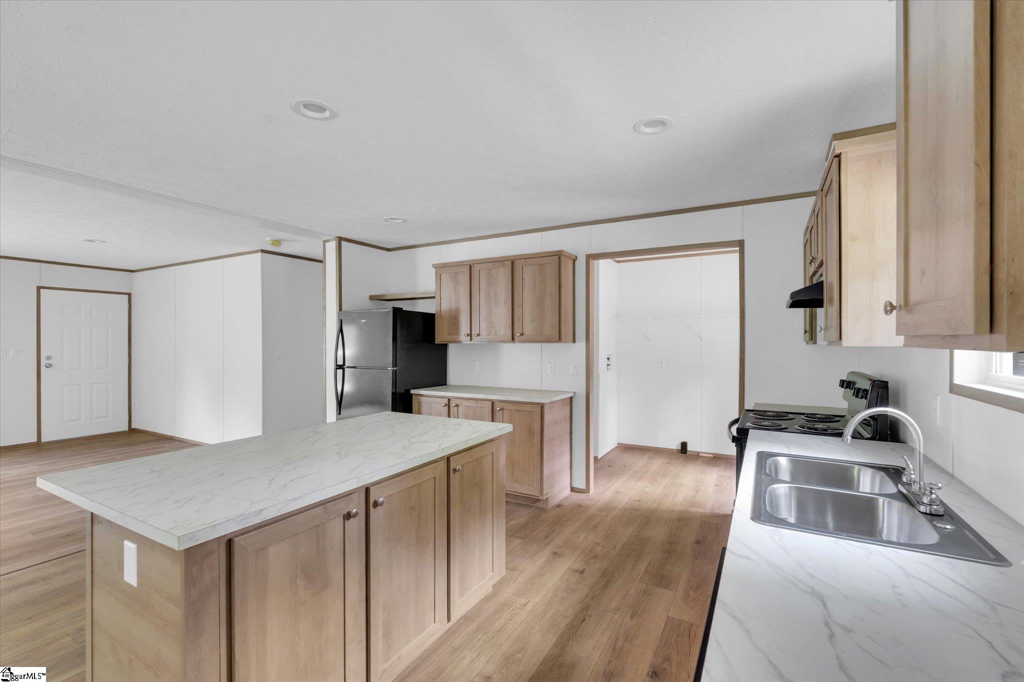 209 5 Forks Road Liberty, SC 29657 - Photo 18 of 27