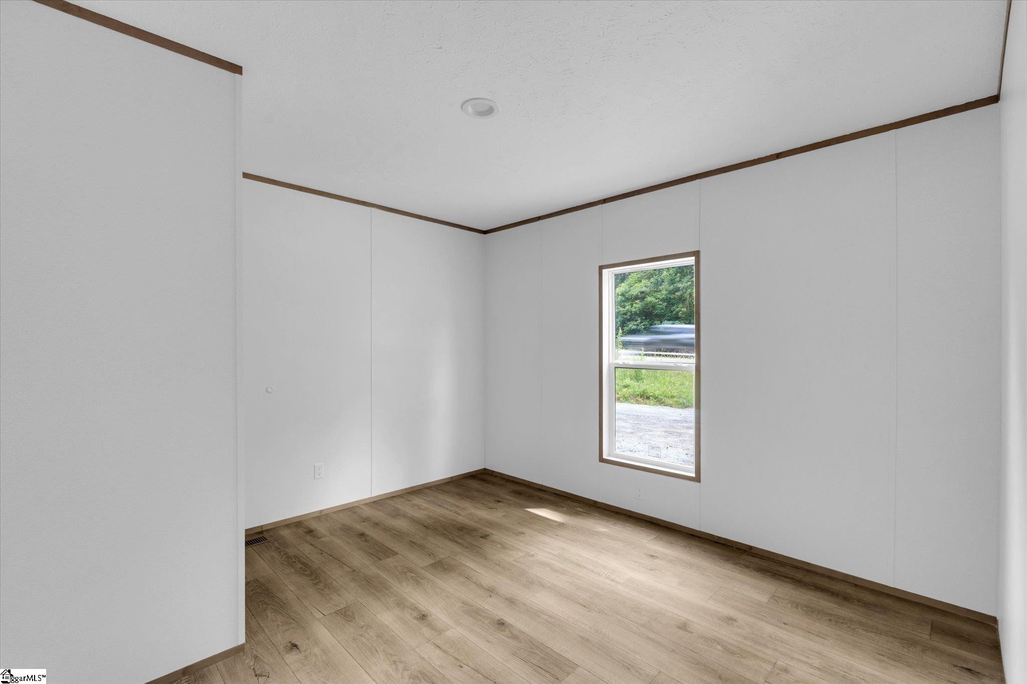 209 5 Forks Road Liberty, SC 29657 - Photo 25 of 27