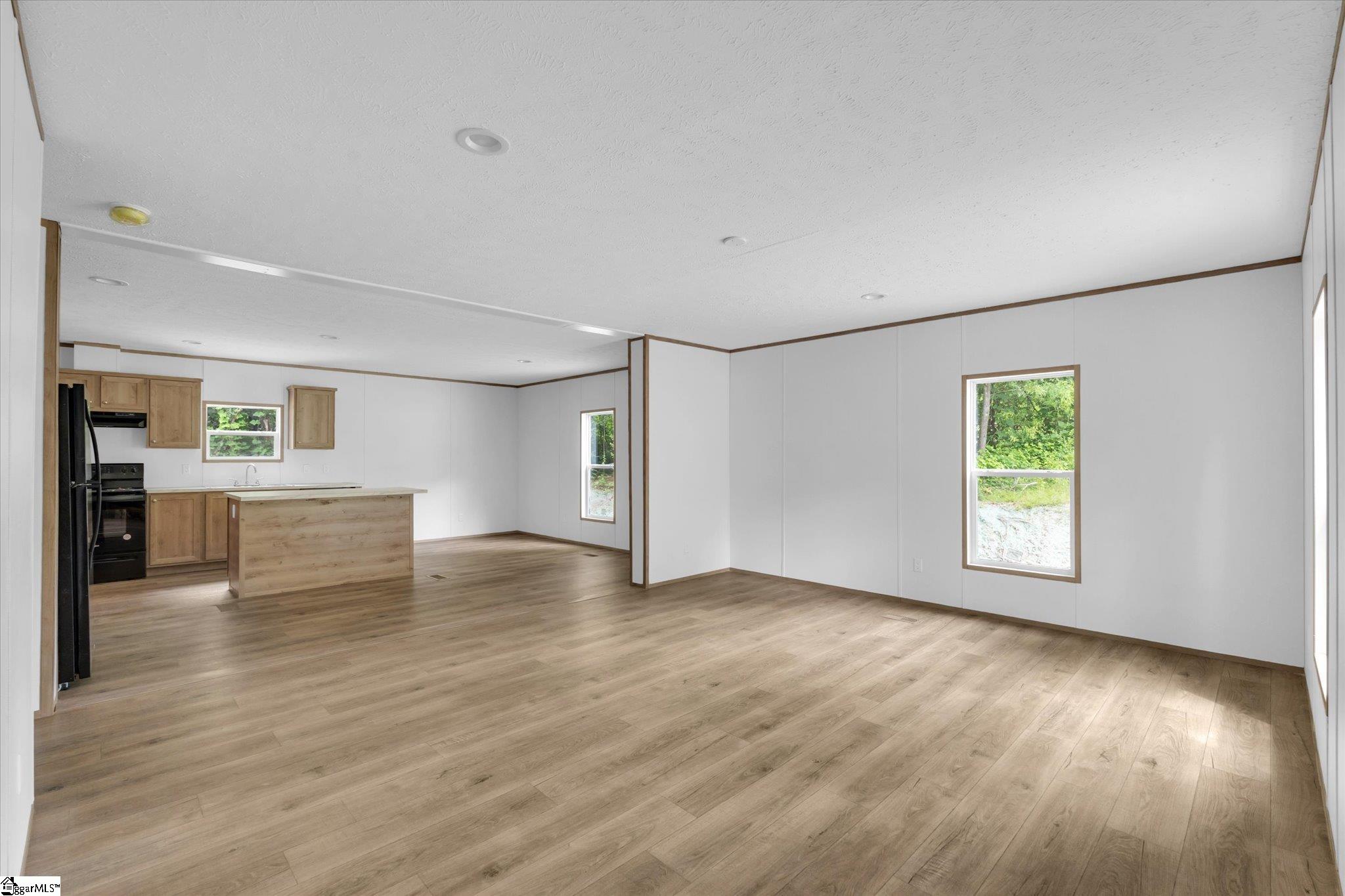 209 5 Forks Road Liberty, SC 29657 - Photo 7 of 27