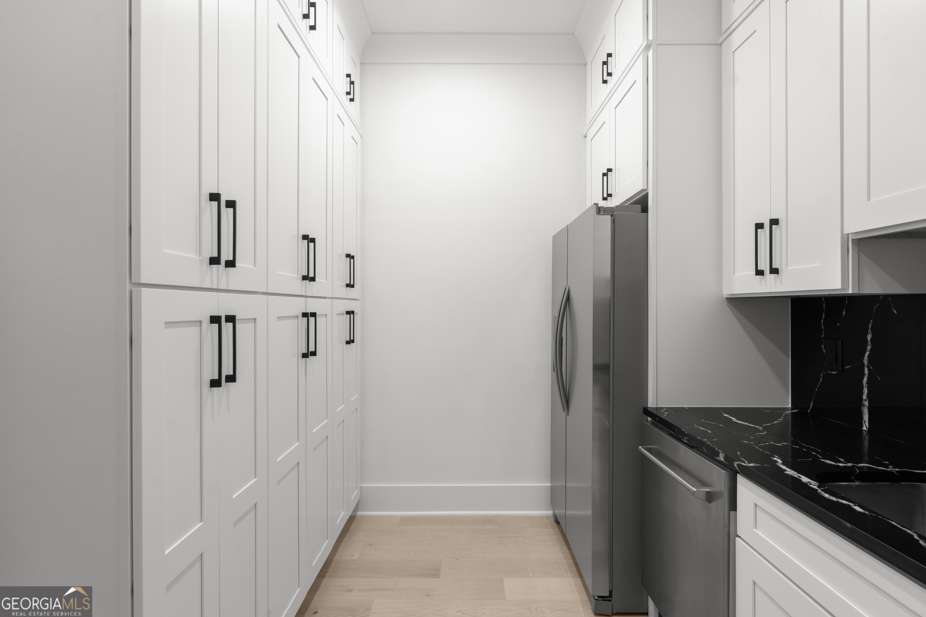 409 Thunder Road Buford, GA 30518 - Photo 30 of 99