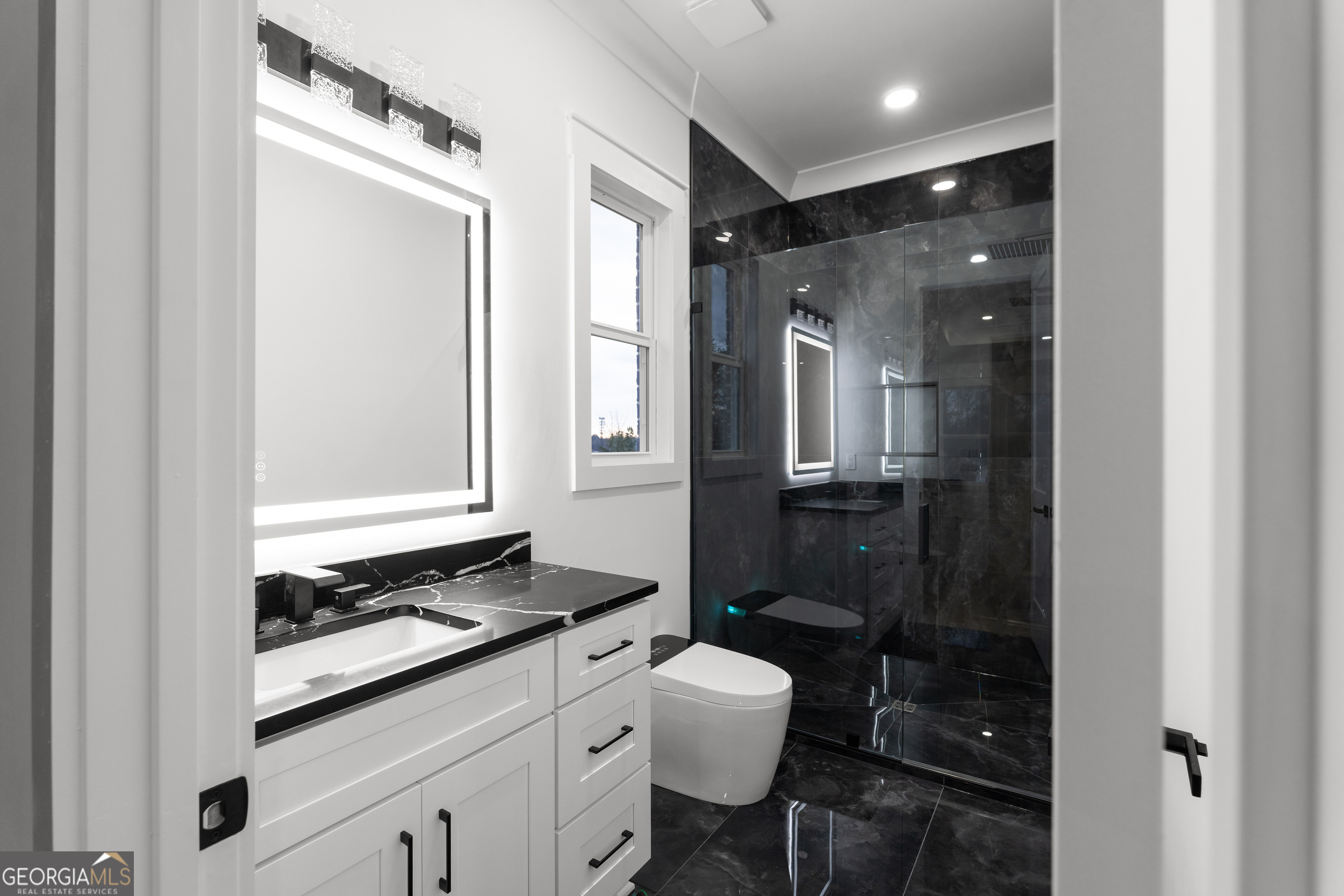 409 Thunder Road Buford, GA 30518 - Photo 66 of 99