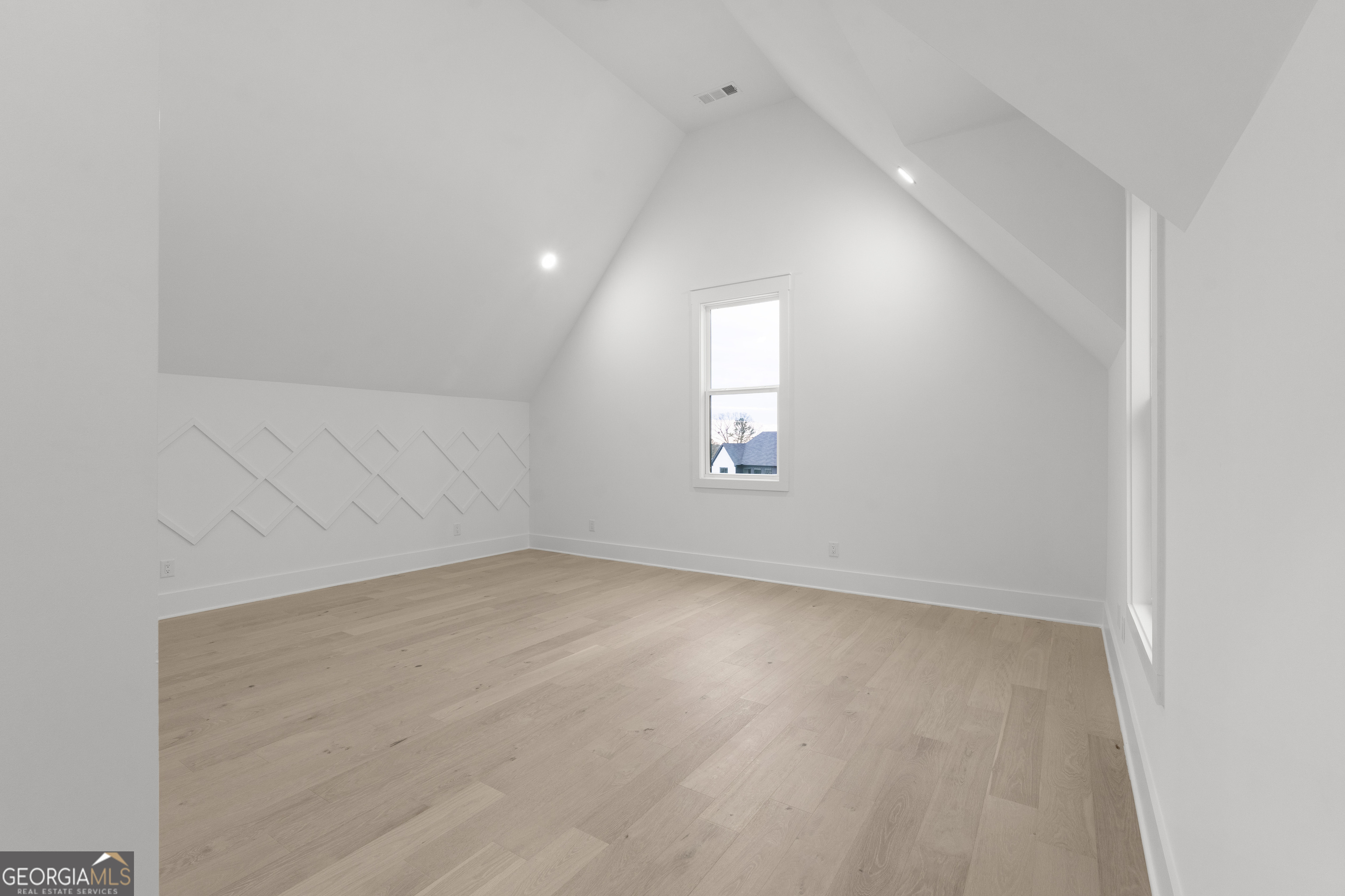 409 Thunder Road Buford, GA 30518 - Photo 80 of 99