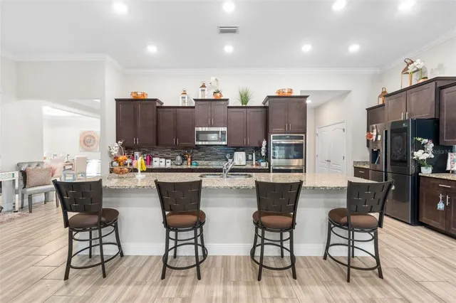 $785,000 | 5615 Southwest 215th Terrace, Newberry, FL 32669