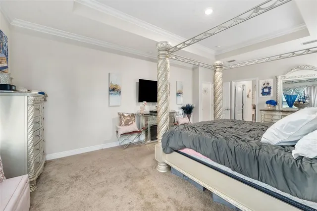 $785,000 | 5615 Southwest 215th Terrace, Newberry, FL 32669