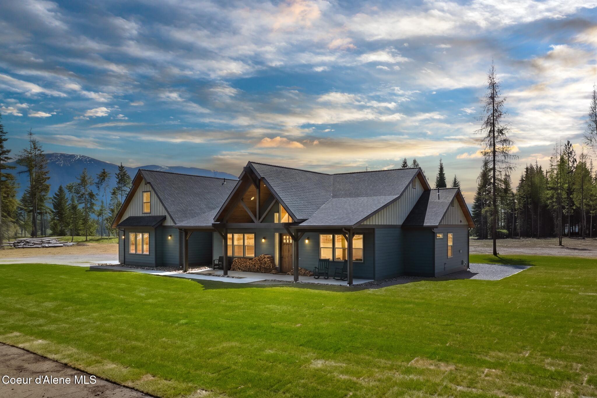 122 Windswept Court Naples, ID 83847 - Photo 1 of 45 Front