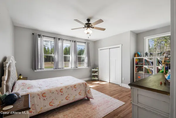 $1,140,000 | 122 Windswept Court, Naples, ID 83847
