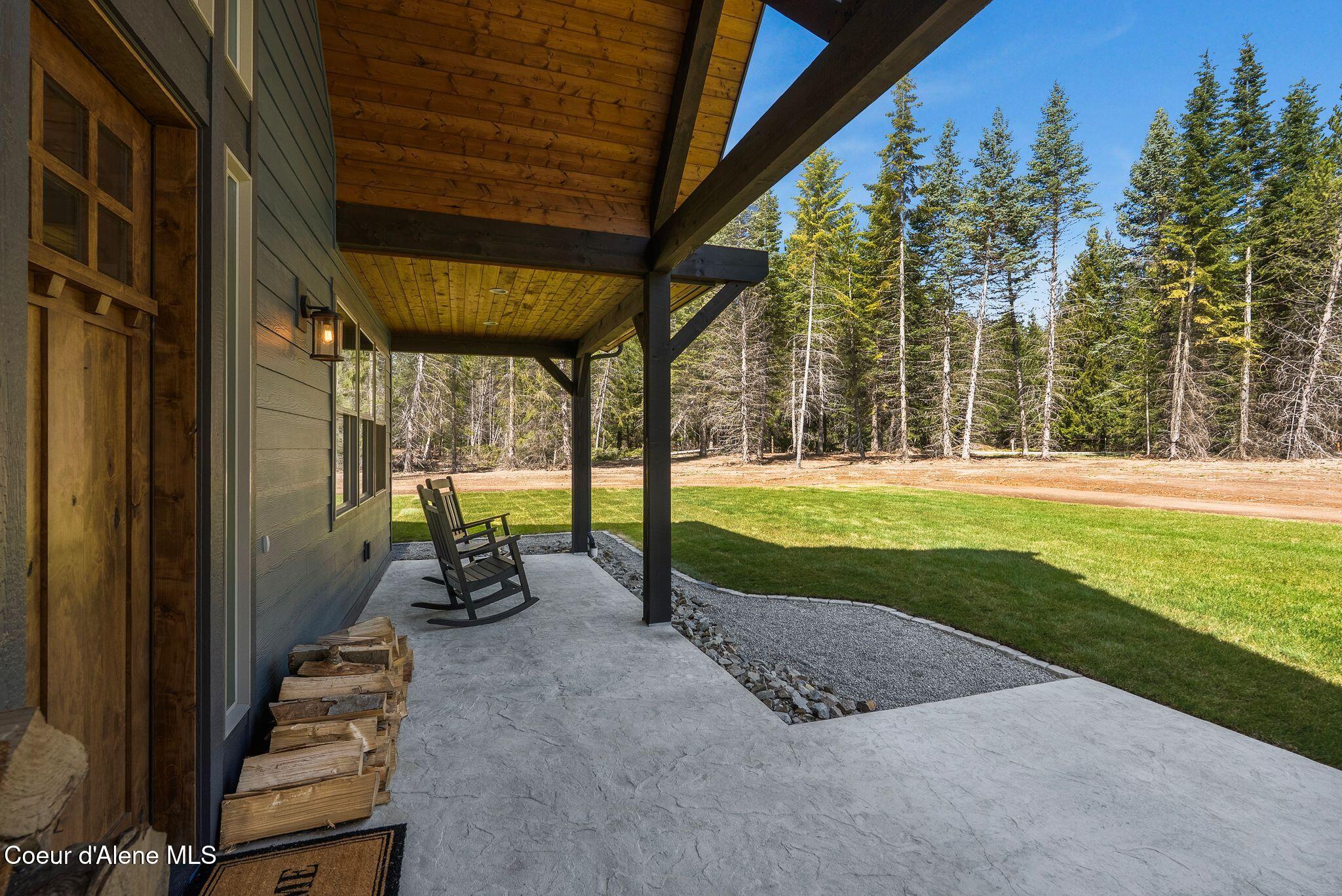 122 Windswept Court Naples, ID 83847 - Photo 5 of 45 67_DSC04212