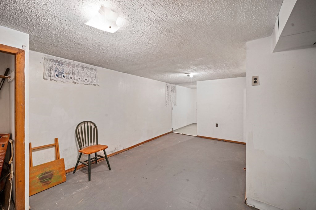 104 Rowland Street Springfield, MA 01107 - Photo 20 of 25 Gallery Image 20