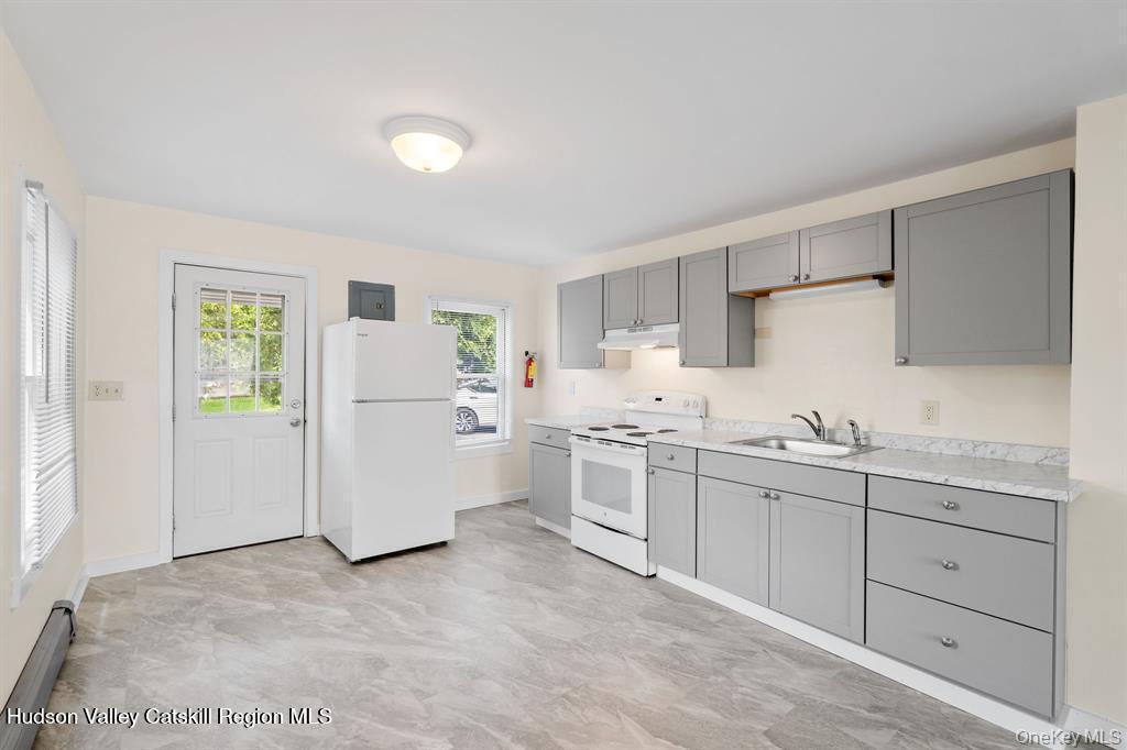 252-254 Partition Street Saugerties, NY 12477 - Photo 2 of 35 GetMedia (1)