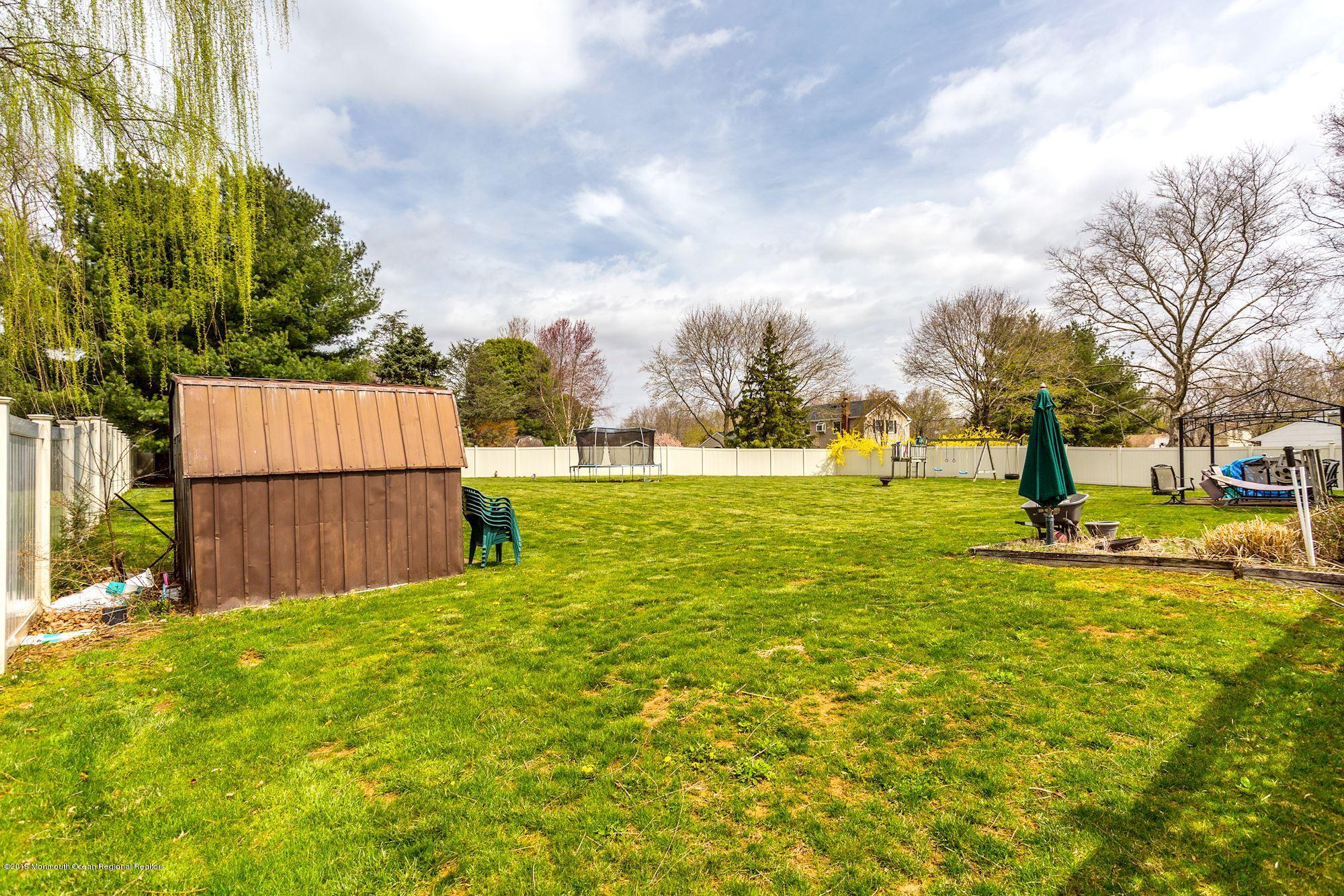31 Green Mountain Road Freehold, NJ 07728 - Photo 11 of 61 059_31_Green_Mountain_Rd_259654_426885