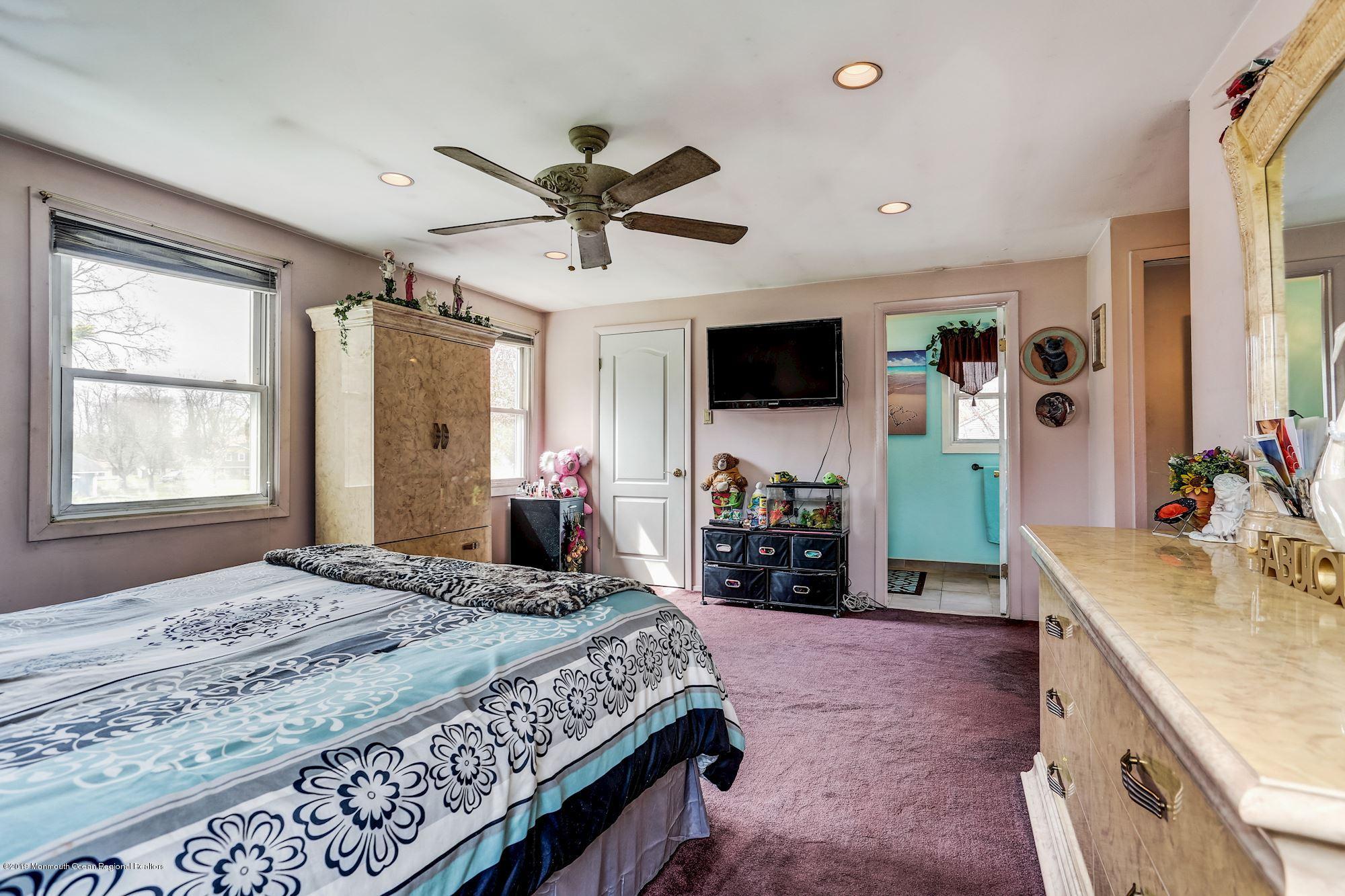 31 Green Mountain Road Freehold, NJ 07728 - Photo 47 of 61 050_31_Green_Mountain_Rd_259654_426885