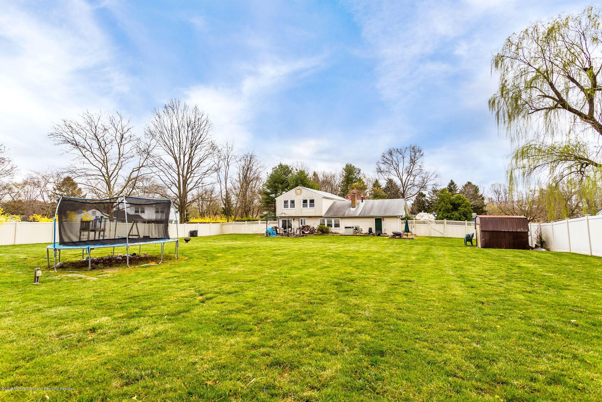 31 Green Mountain Road Freehold, NJ 07728 - Photo 7 of 61 063_31_Green_Mountain_Rd_259654_426885