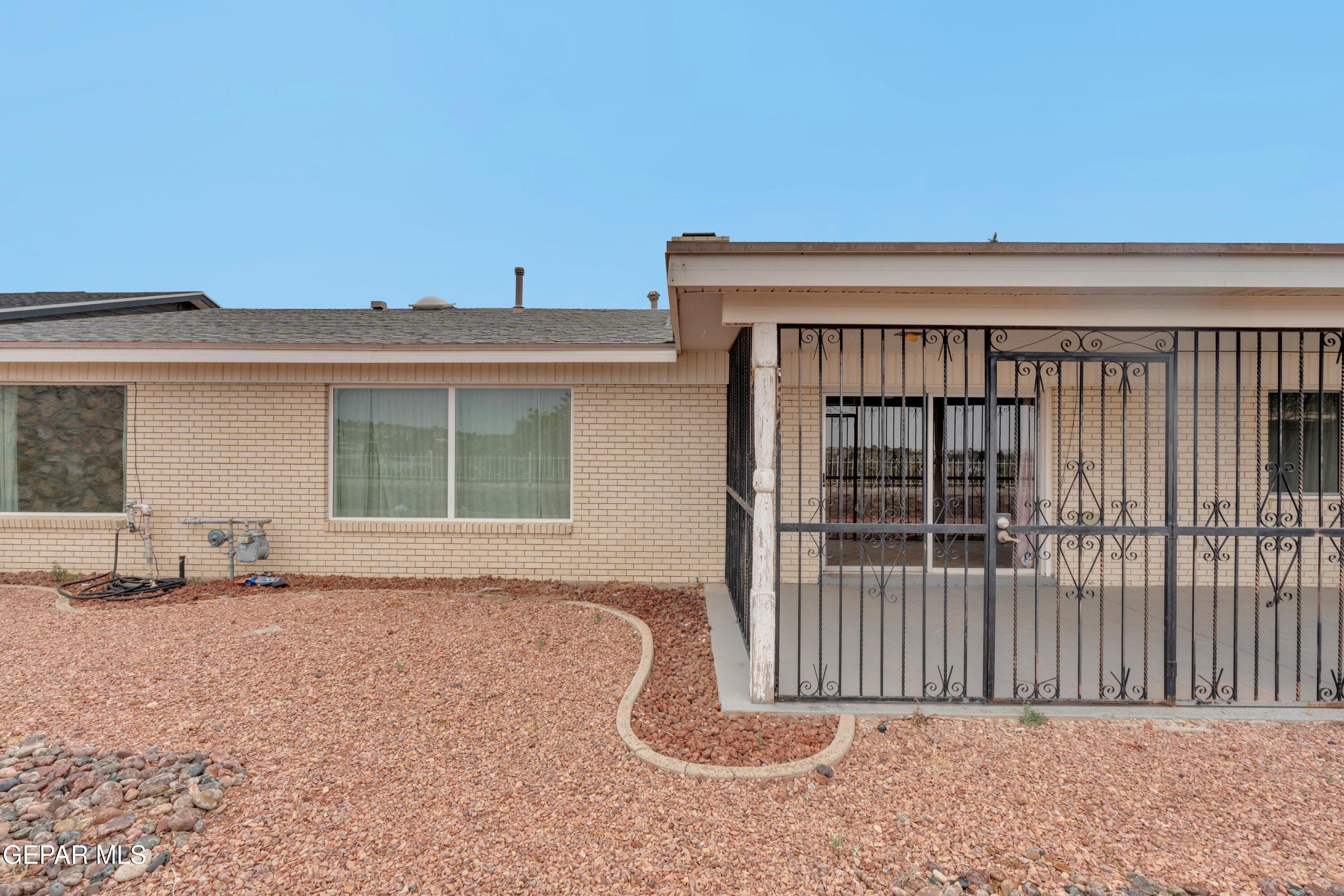 337 Clairemont Road El Paso, TX 79912 - Photo 44 of 45 3 (3)