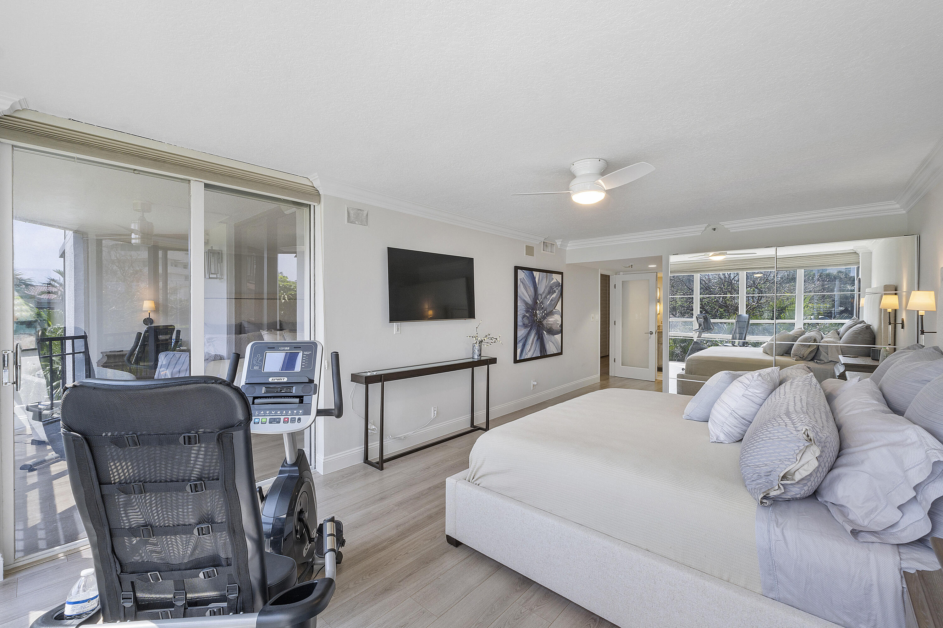 1901 South Ocean Boulevard, Unit 203 Boca Raton, FL 33432 - Photo 16 of 49 Primary Bedroom