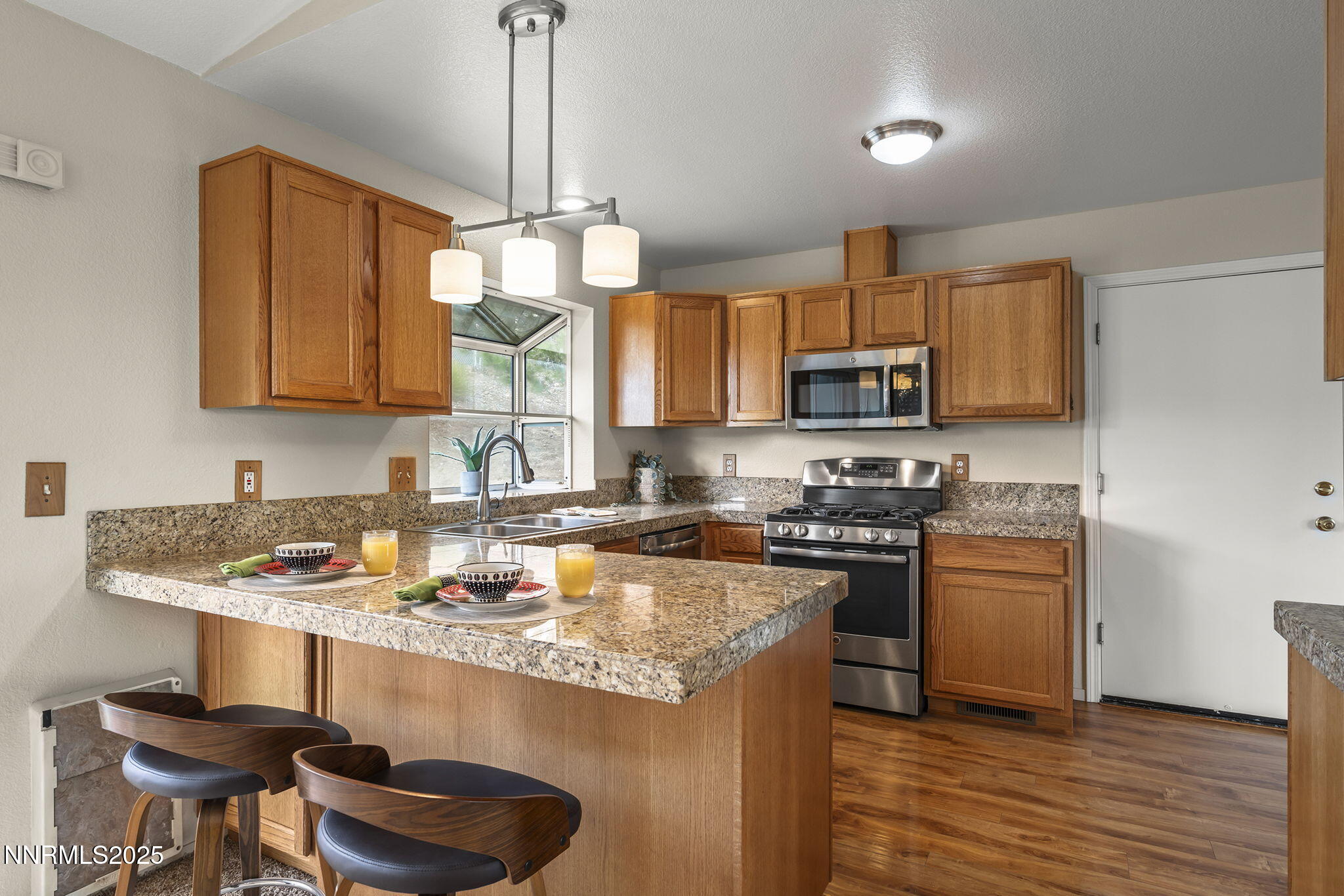 645 Kane Court Reno, NV 89512 - Photo 6 of 22 18-web-or-mls-_DSC3569