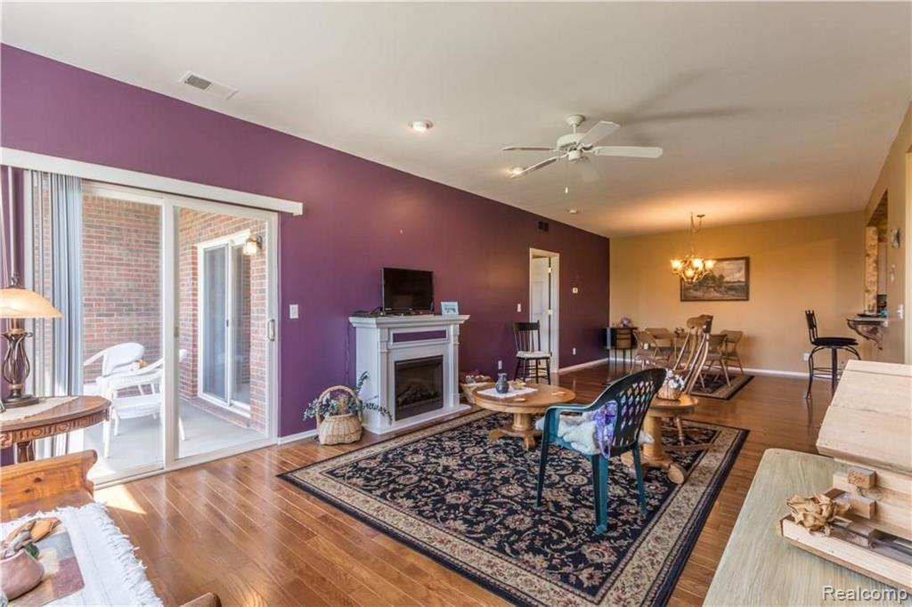 1879 Flagstone Circle Rochester, MI 48307 - Photo 23 of 31