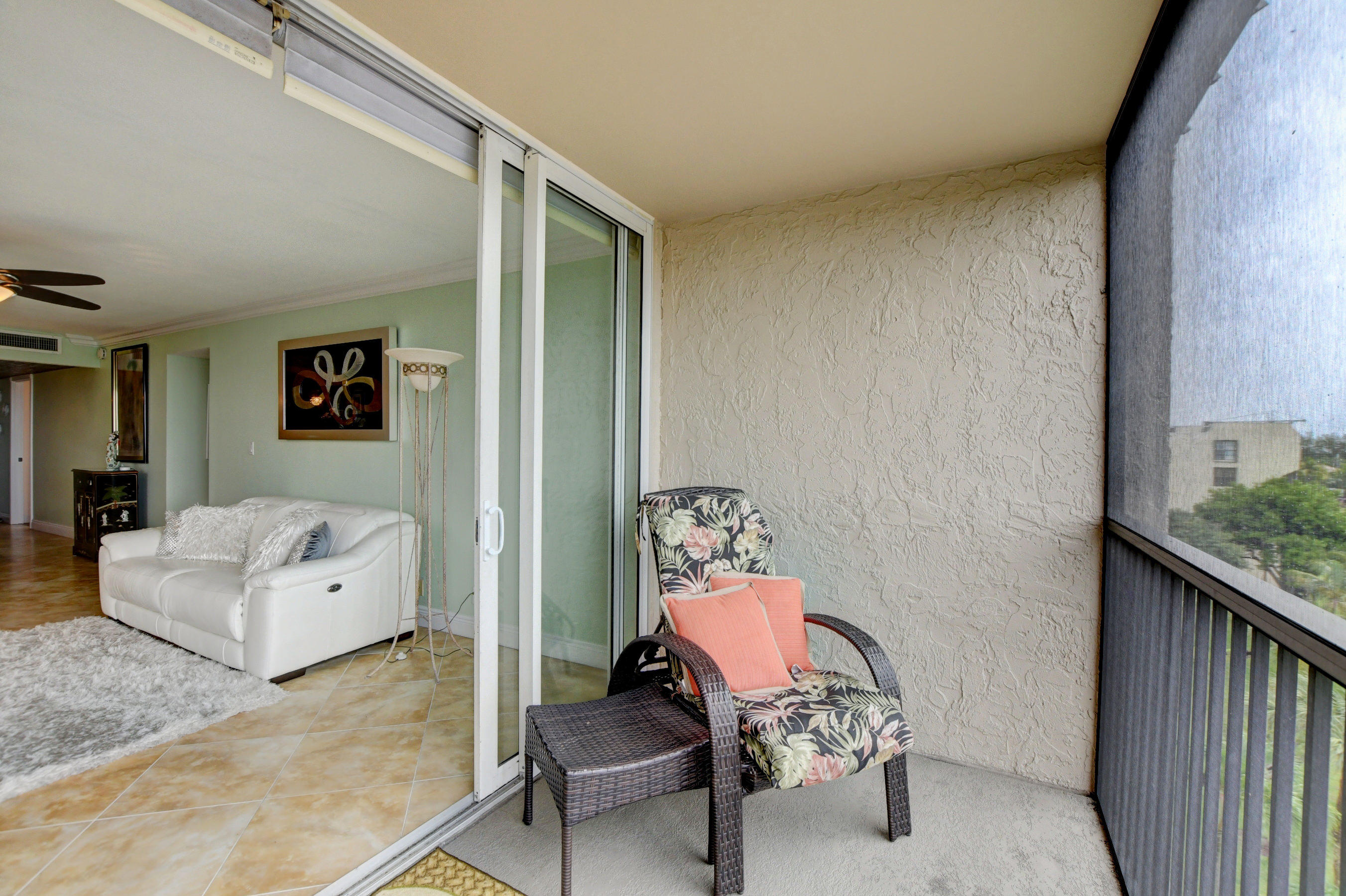 14 Royal Palm Way, Unit 6060 Boca Raton, FL 33432 - Photo 25 of 54 34_ebf_5772and4more