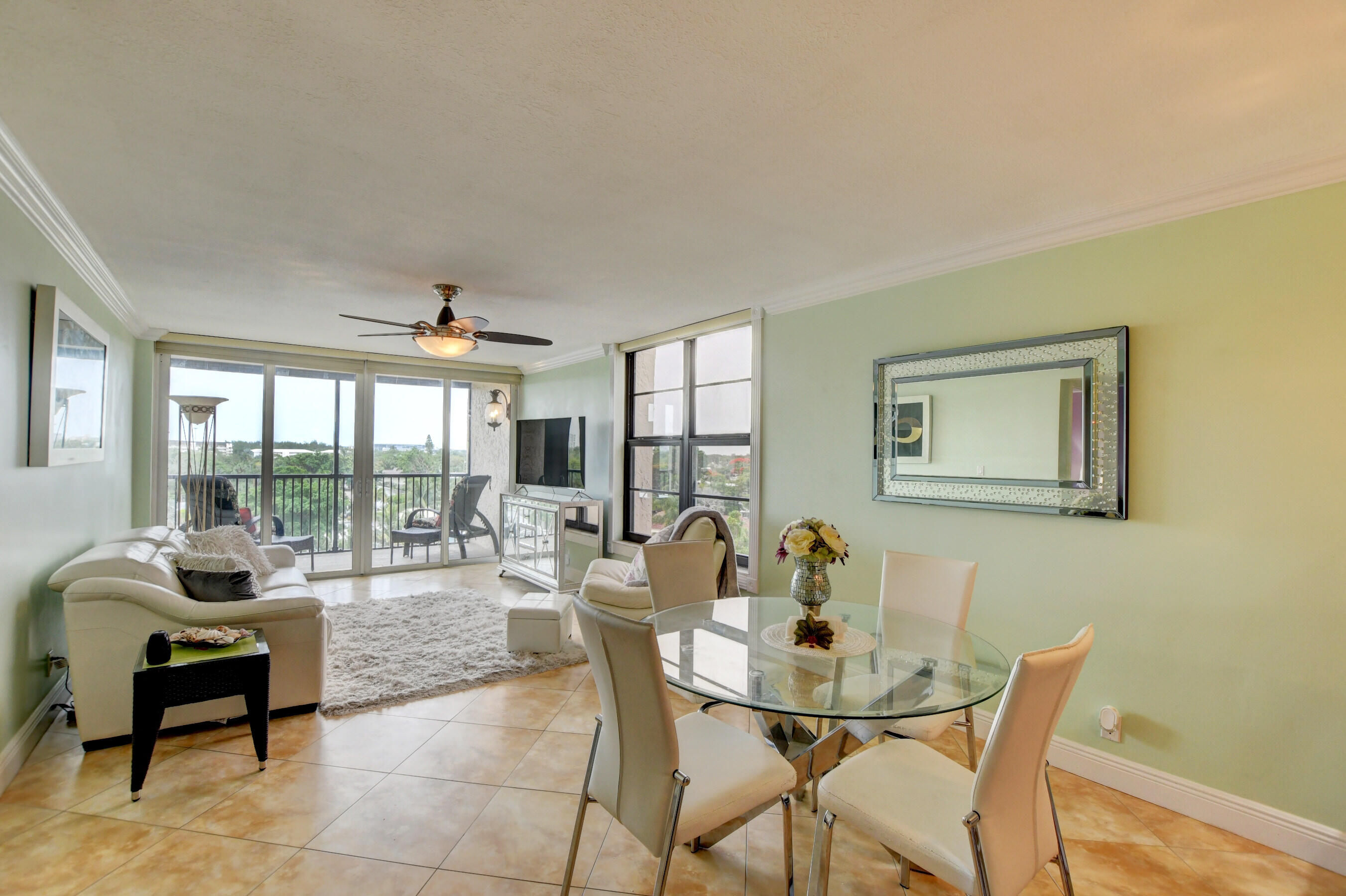 14 Royal Palm Way, Unit 6060 Boca Raton, FL 33432 - Photo 8 of 54 10_ebf_5677and4more