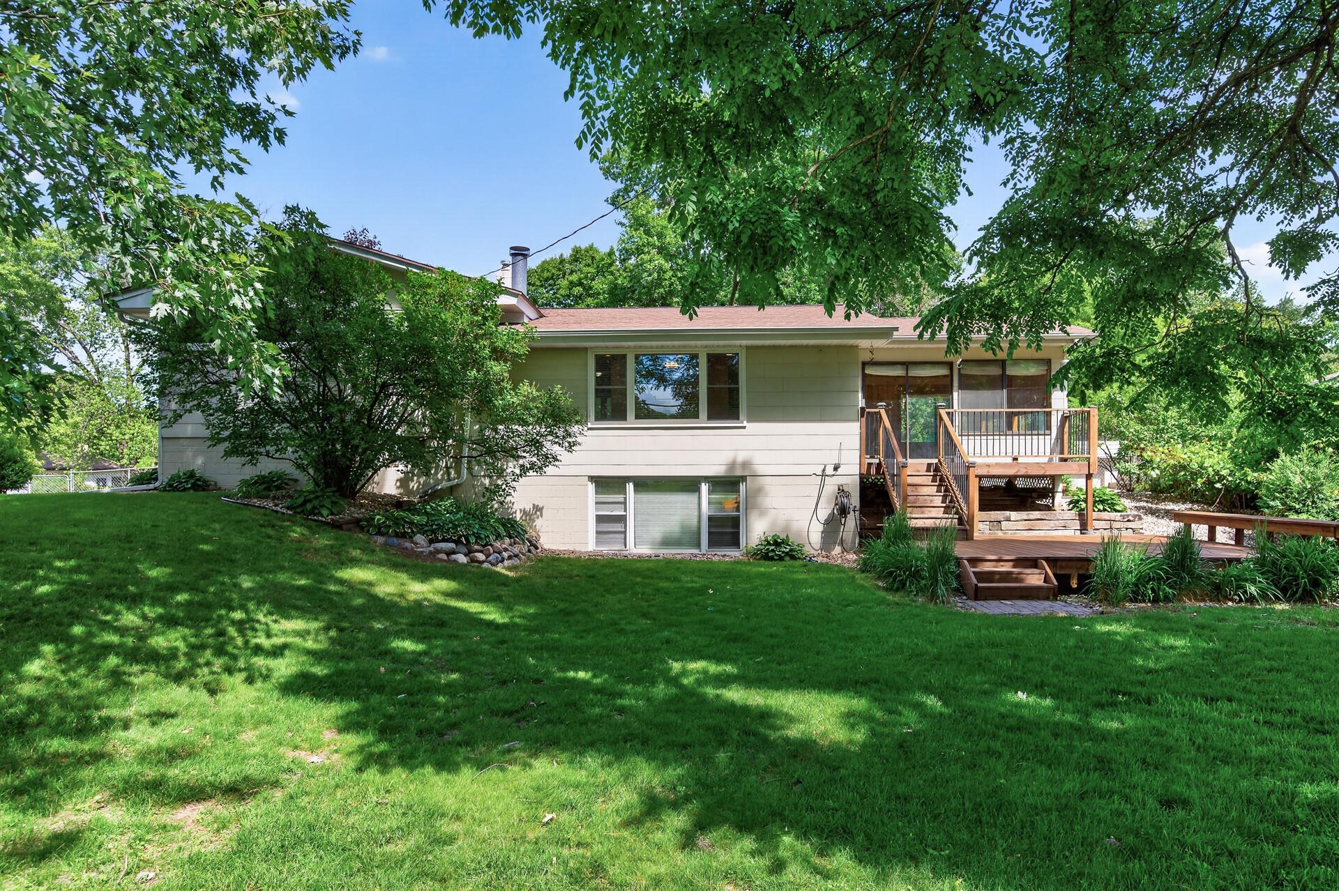 5302 Holiday Road Minnetonka, MN 55345 - Photo 28 of 30