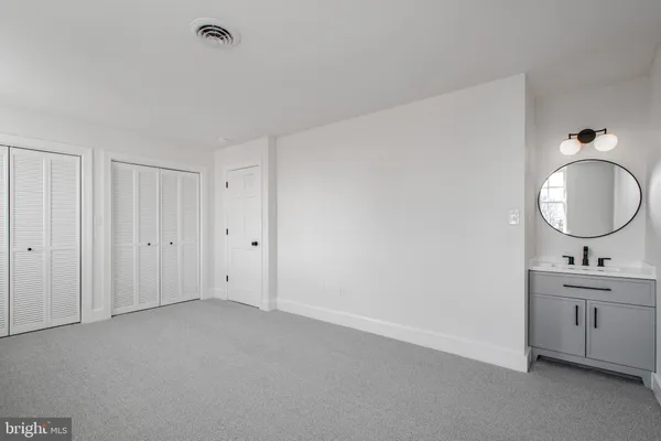 $2,850 | 1216 Sophia Street, Fredericksburg, VA 22401