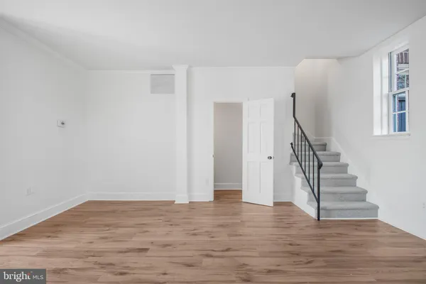 $2,850 | 1216 Sophia Street, Fredericksburg, VA 22401