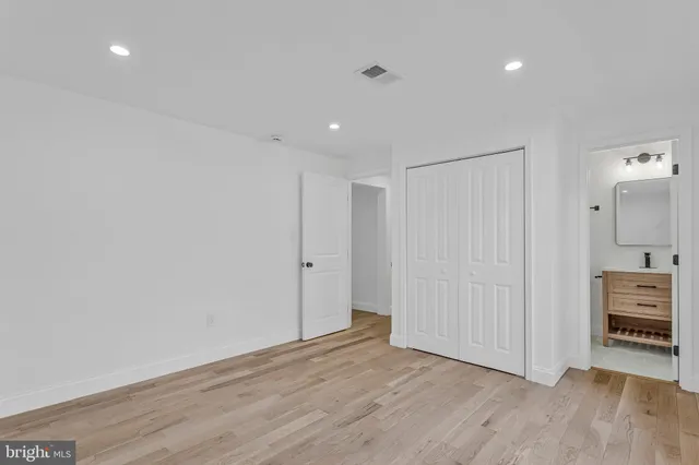 a view of livingroom with hardwood