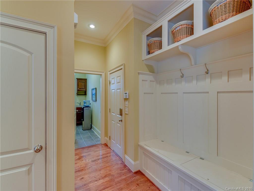 6706 Fox Ridge Circle Davidson, NC 28036 - Photo 20 of 24 a bathroom with a bathtub and a shower