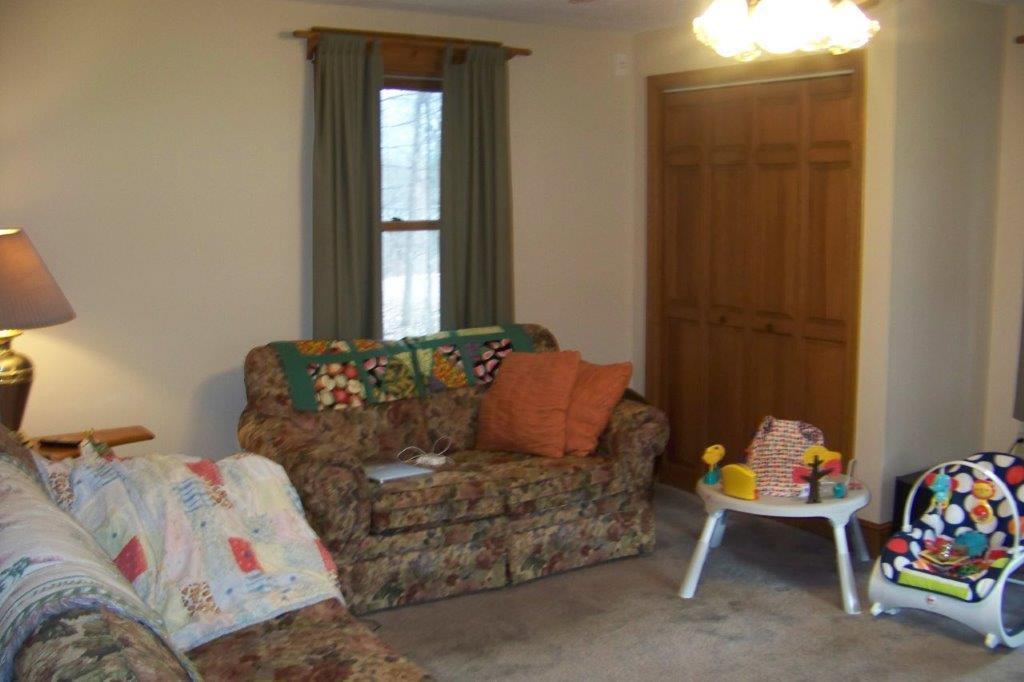 12 Wildwood Drive Springvale, ME 04083 - Photo 16 of 26 Living room