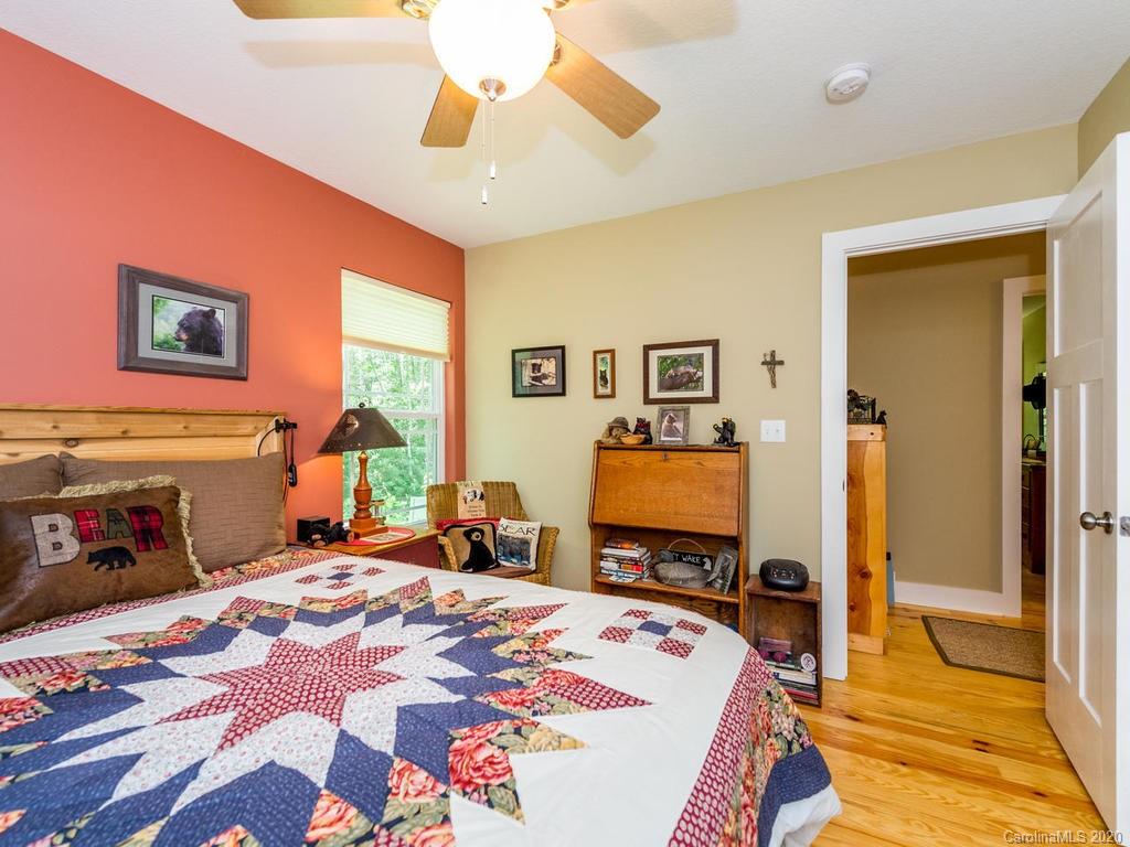 1120 Wash Freeman Road Hendersonville, NC 28792 - Photo 23 of 40 Gallery Image 23