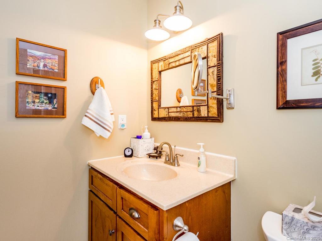 1120 Wash Freeman Road Hendersonville, NC 28792 - Photo 29 of 40 Gallery Image 29