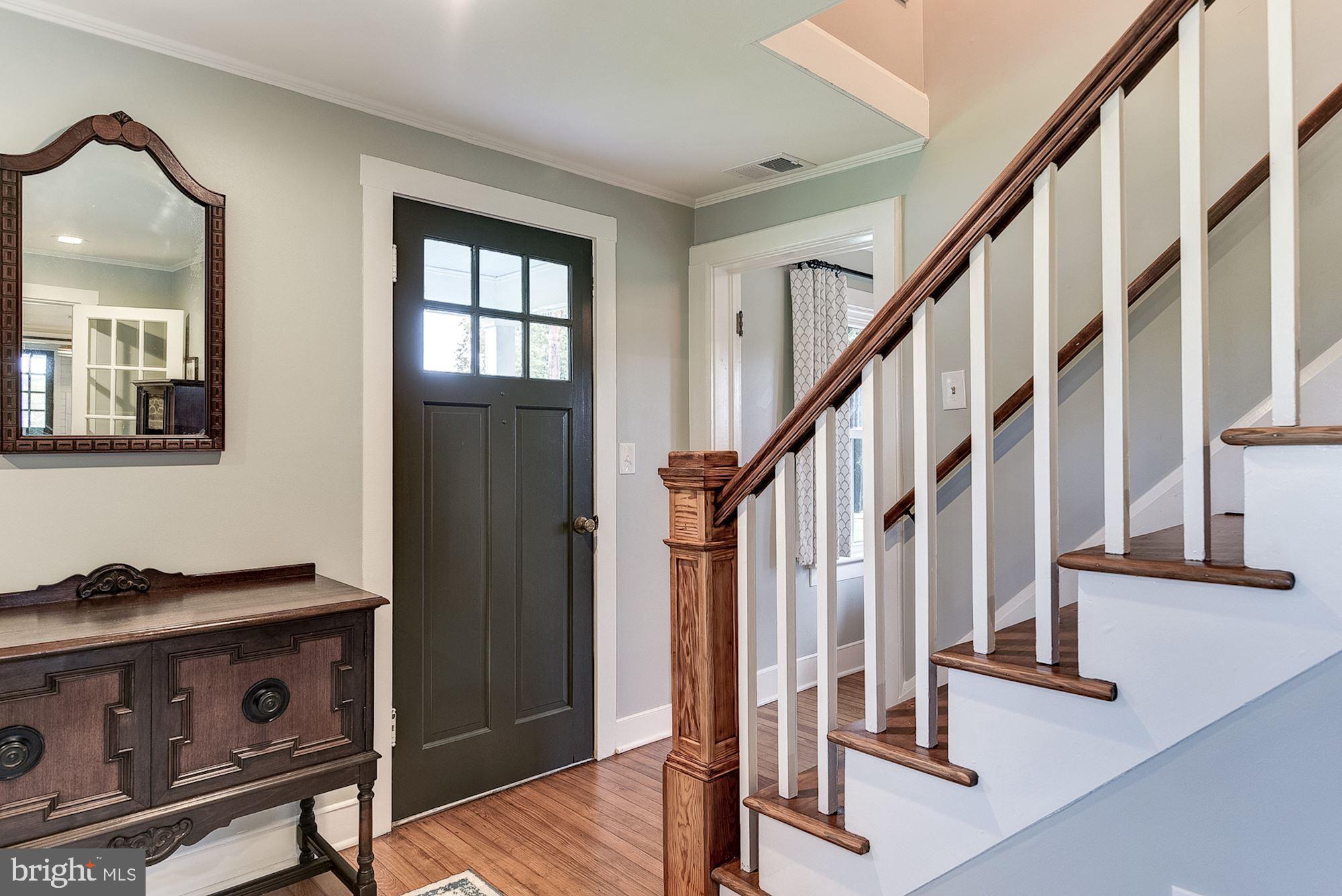 13530 Manor Road Baldwin, MD 21013 - Photo 18 of 45 Foyer