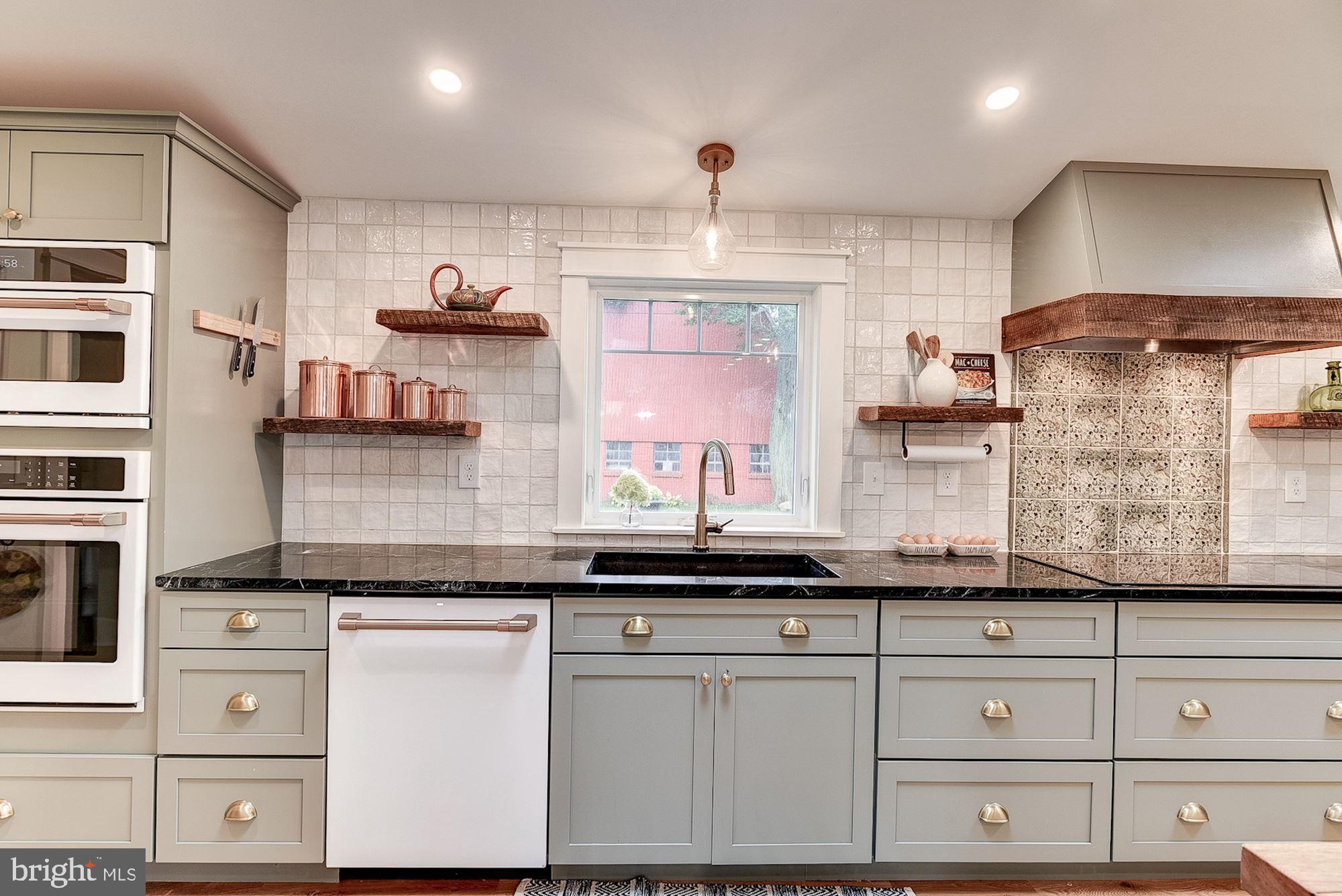 13530 Manor Road Baldwin, MD 21013 - Photo 5 of 45 Gourmet Kitchen