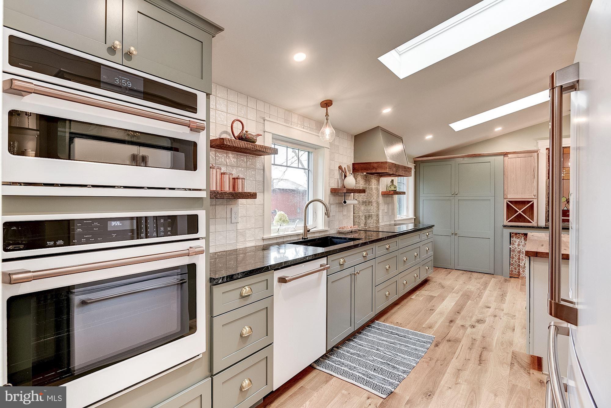 13530 Manor Road Baldwin, MD 21013 - Photo 7 of 45 Gourmet Kitchen