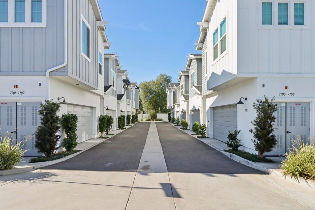 7700 Jasmine Court Santee, CA 92071 - Photo 6 of 46