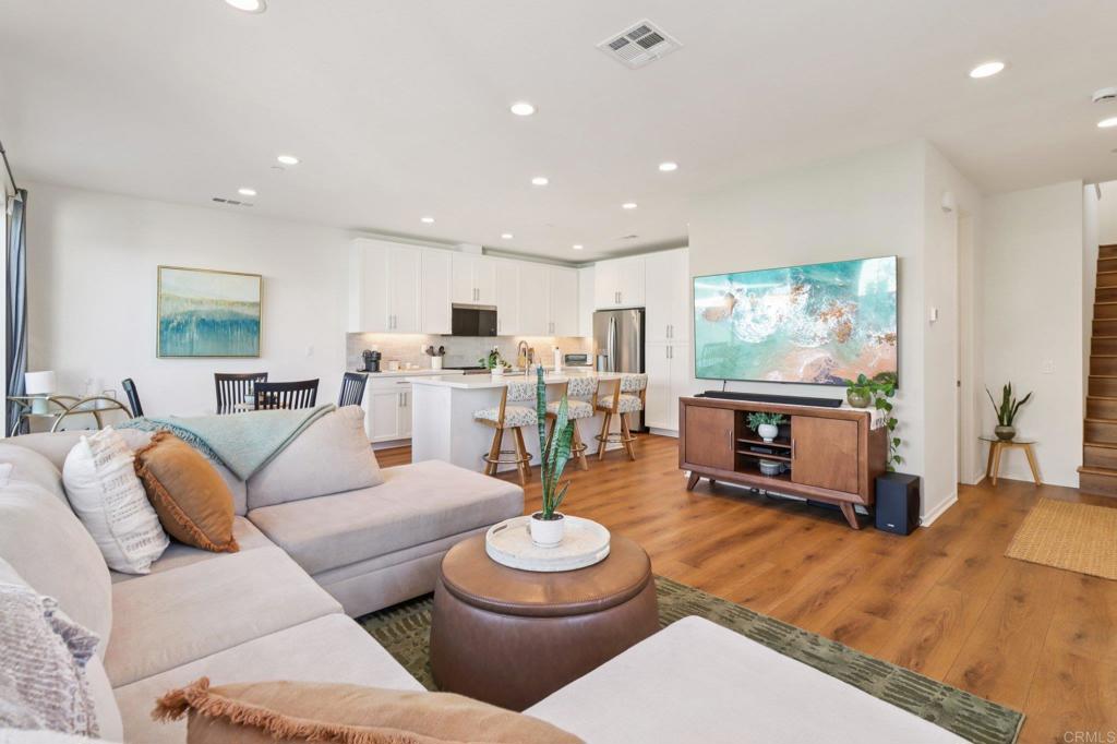 7700 Jasmine Court Santee, CA 92071 - Photo 7 of 46