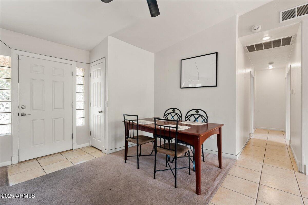 2527 Rio Verde Drive Cottonwood, AZ 86326 - Photo 5 of 43 a view of a livingroom with furniture and windows