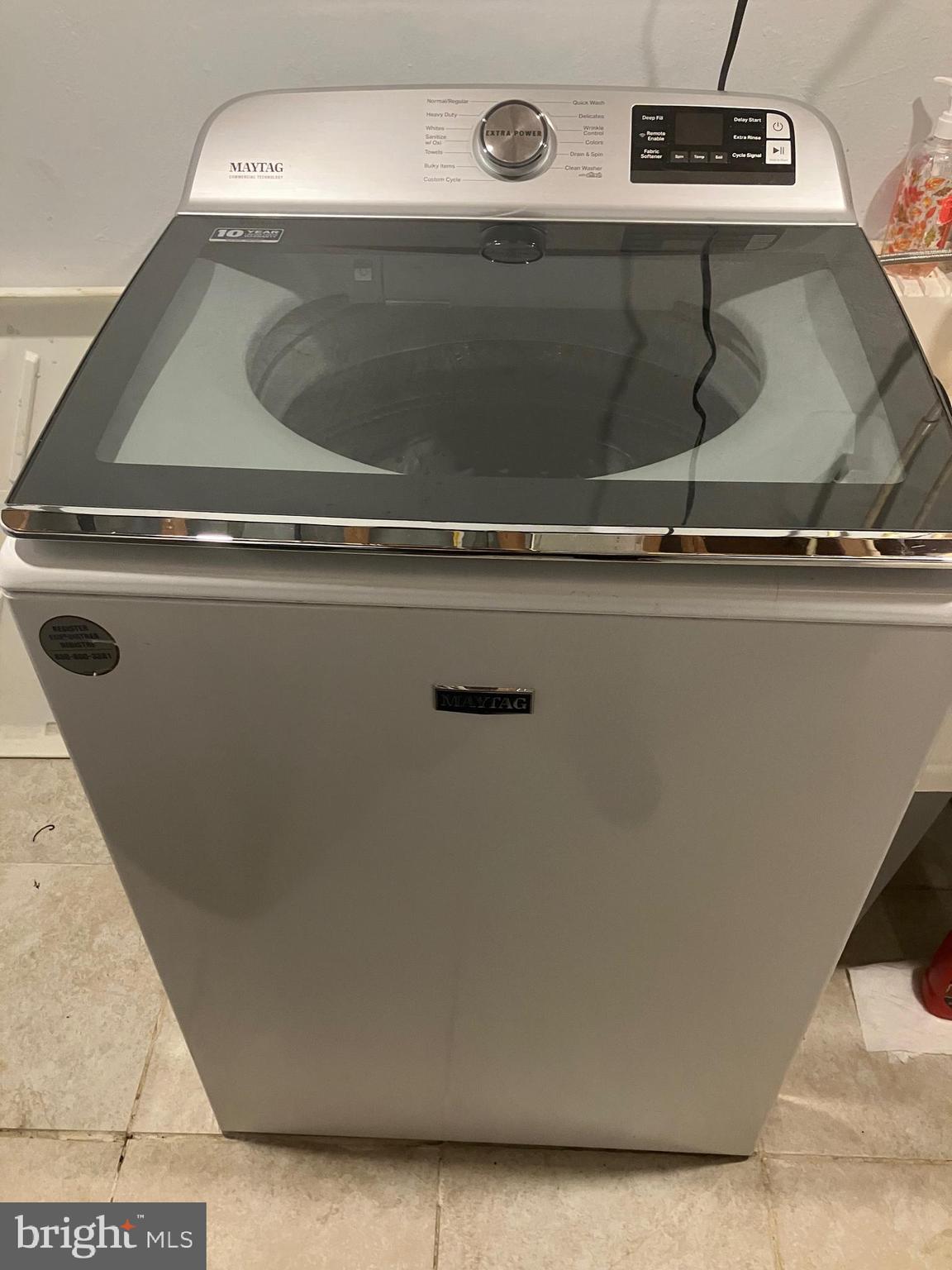 5111 Underwood Road Baltimore, MD 21212 - Photo 18 of 20 a close view of sink