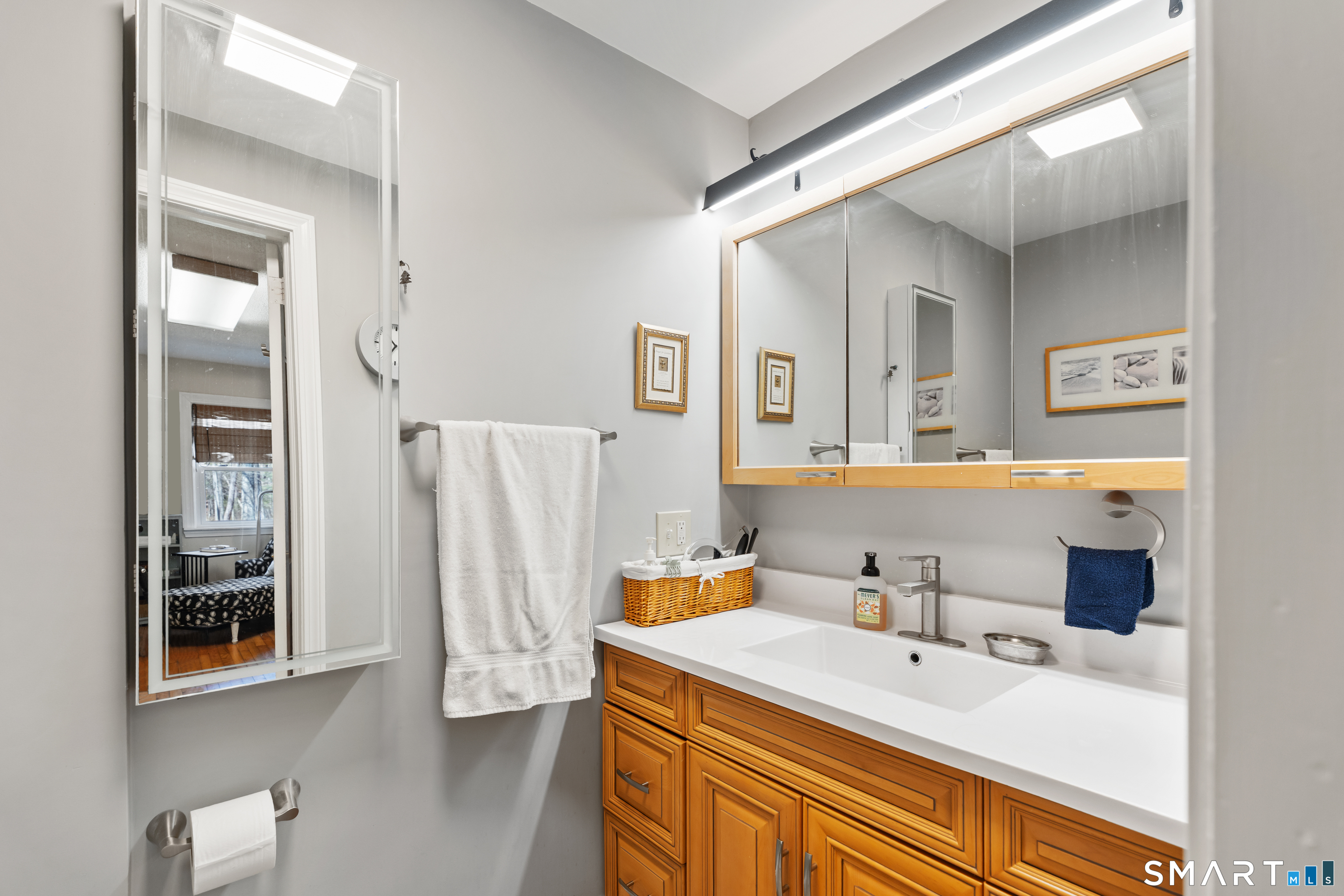 49 Scuppo Road Woodbury, CT 06798 - Photo 16 of 34 Gallery Image 16