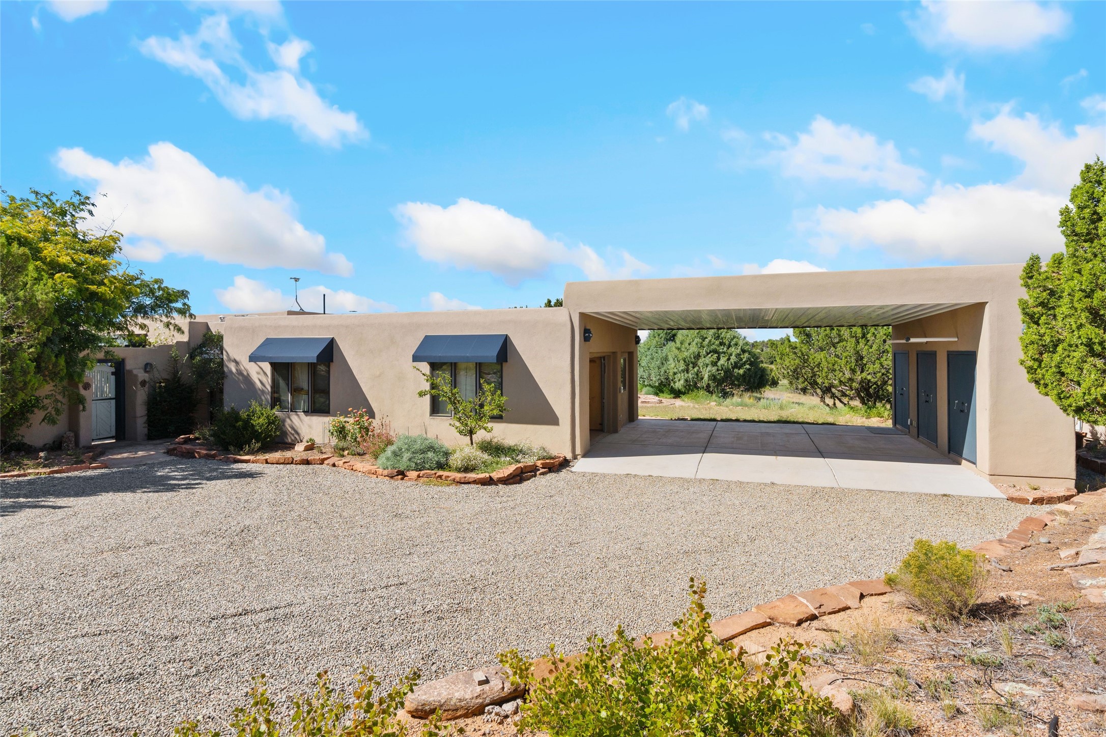 71 Camerada Loop Santa Fe, NM 87508 - Photo 25 of 35