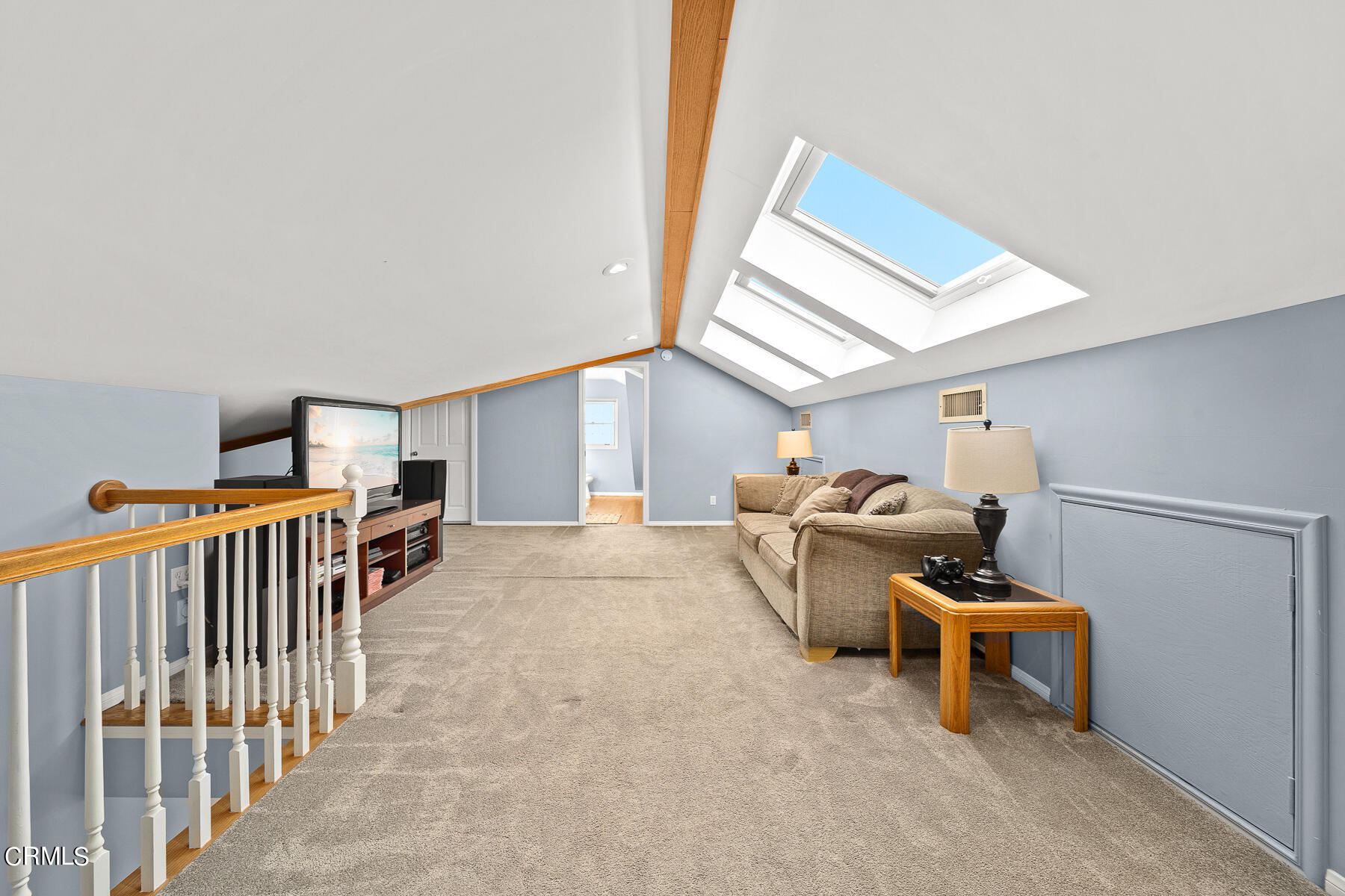 3337 Haven Way Burbank, CA 91504 - Photo 39 of 63 a living room with furniture and a window