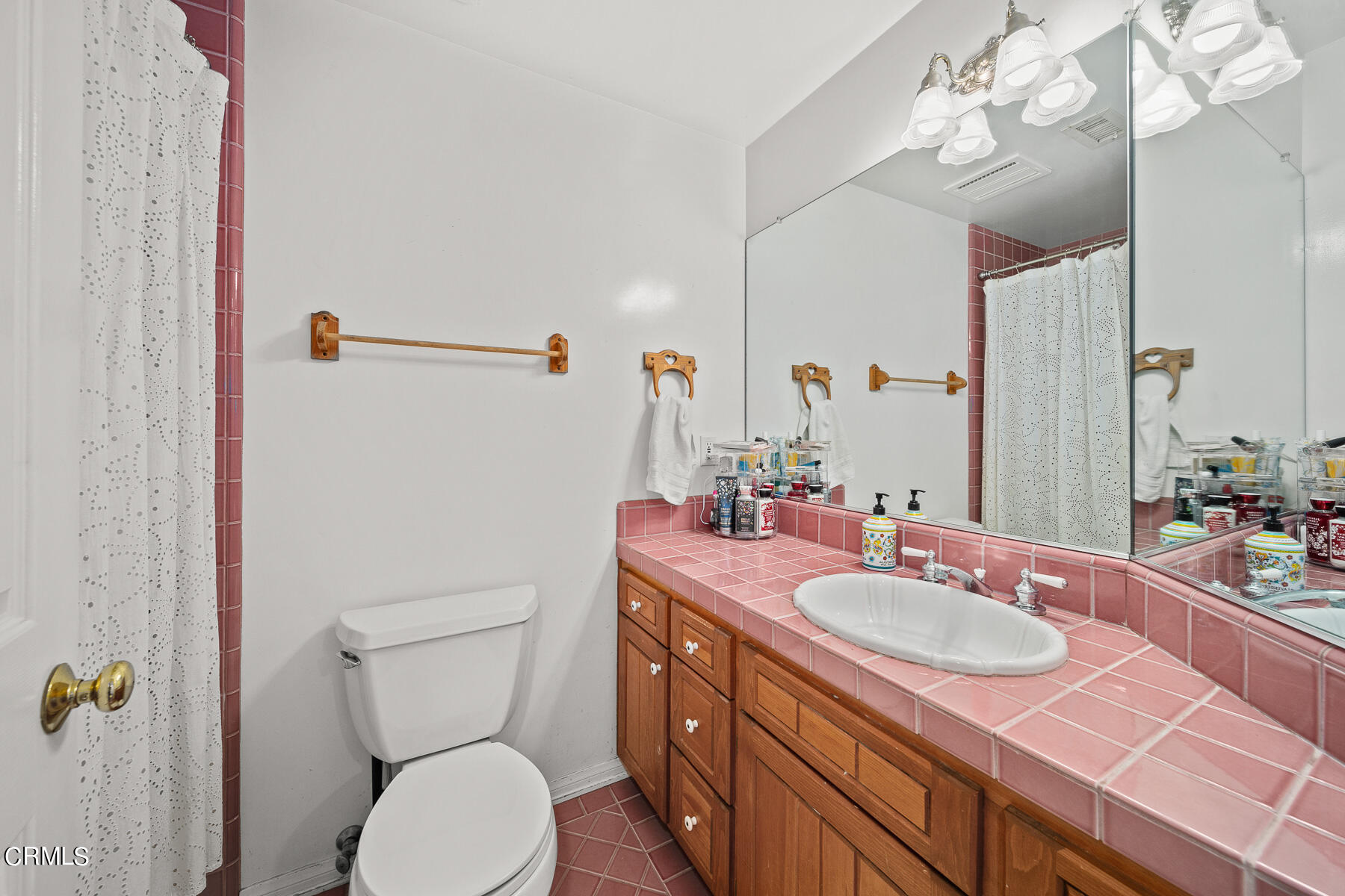 3337 Haven Way Burbank, CA 91504 - Photo 46 of 63 a bathroom with a sink vanity granite and toilet