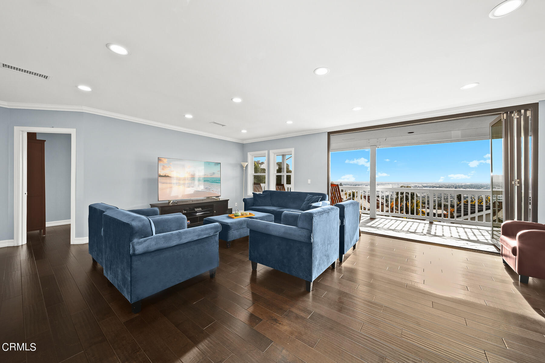3337 Haven Way Burbank, CA 91504 - Photo 9 of 63 a living room with furniture and a flat screen tv