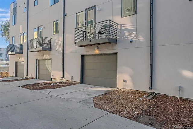 $3,500 | 2939 West 23rd Avenue, Unit 3, Denver, CO 80211