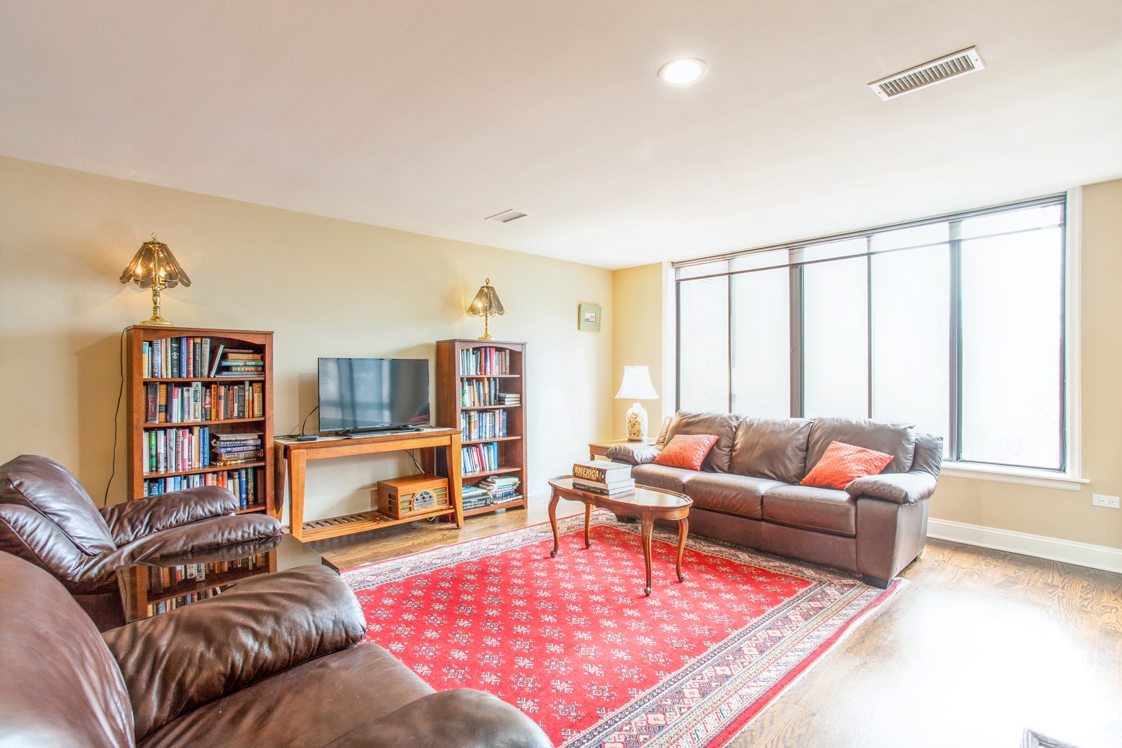 1401 Burr Oak Road, Unit 314B Hinsdale, IL 60521 - Photo 4 of 19