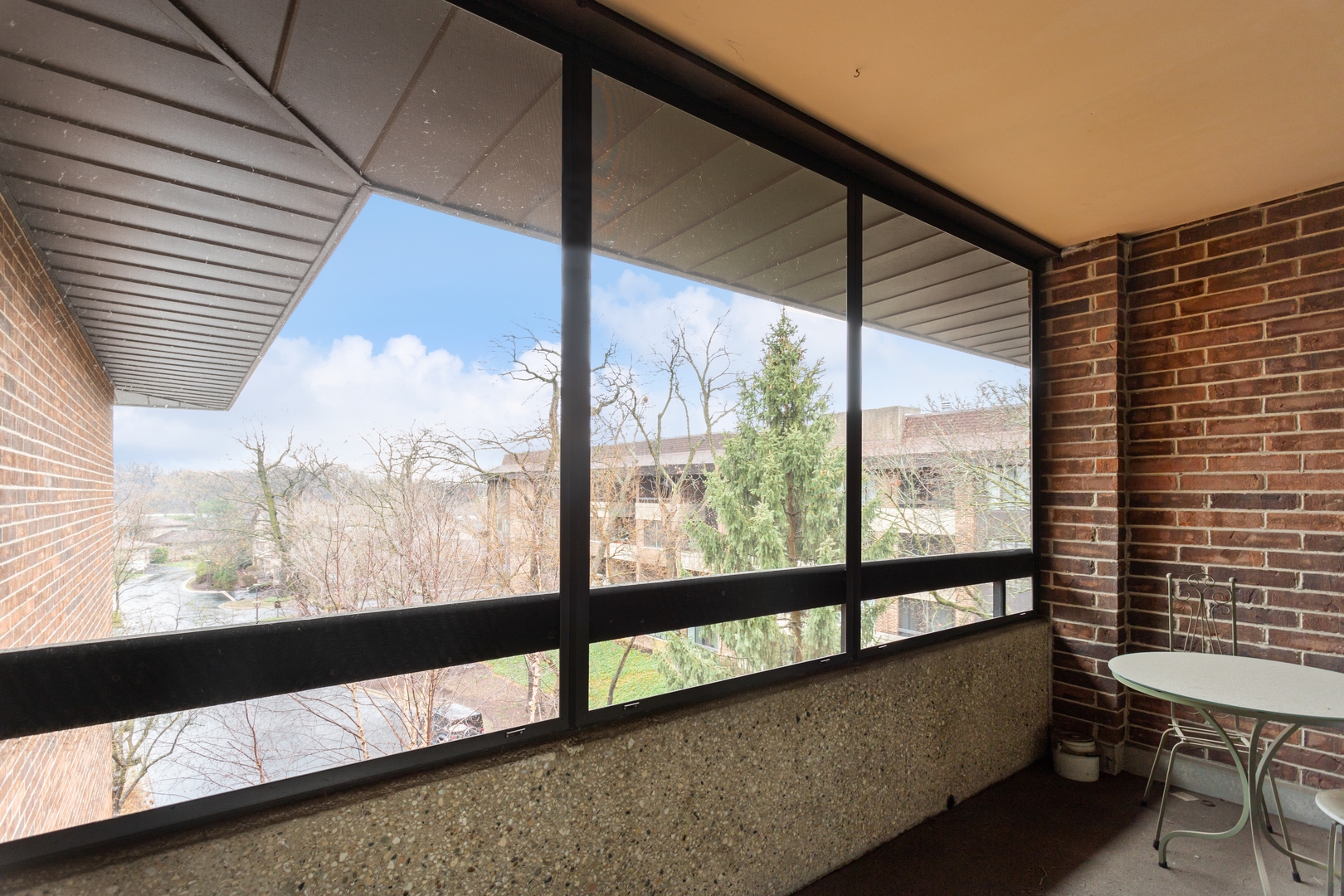 1401 Burr Oak Road, Unit 314B Hinsdale, IL 60521 - Photo 7 of 19