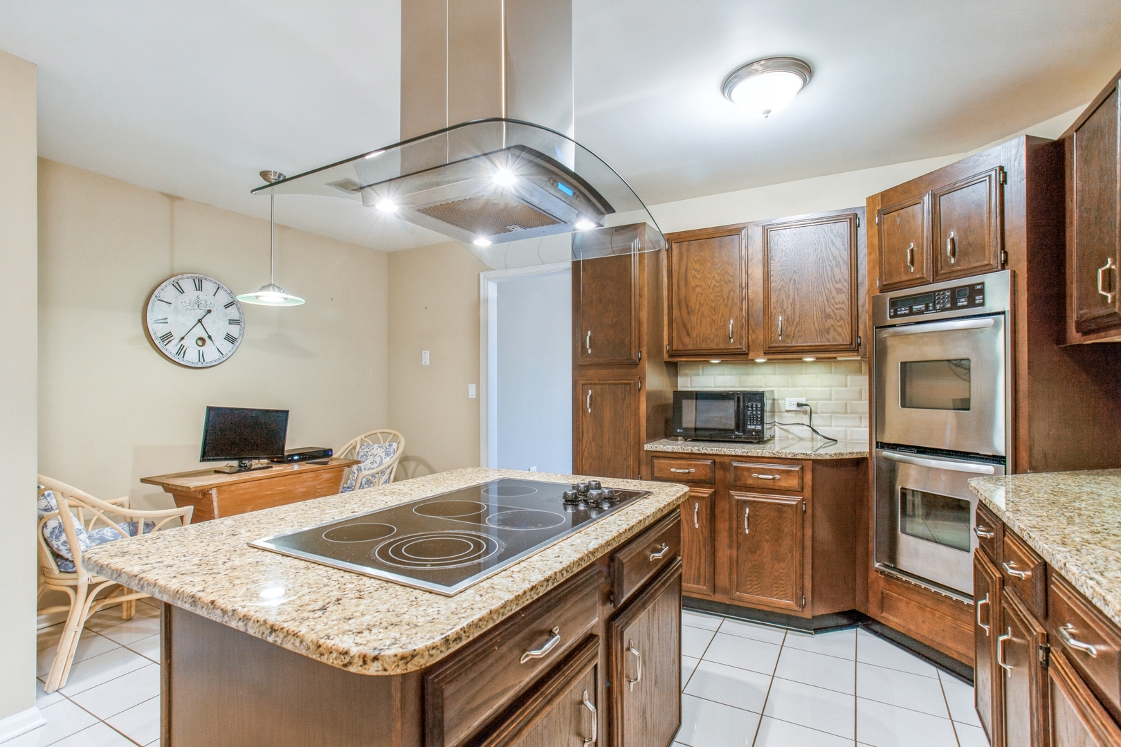 1401 Burr Oak Road, Unit 314B Hinsdale, IL 60521 - Photo 9 of 19