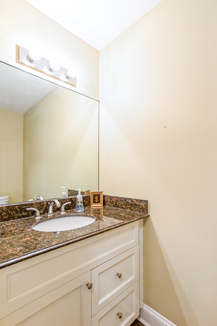 1401 Burr Oak Road, Unit 314B Hinsdale, IL 60521 - Photo 10 of 19