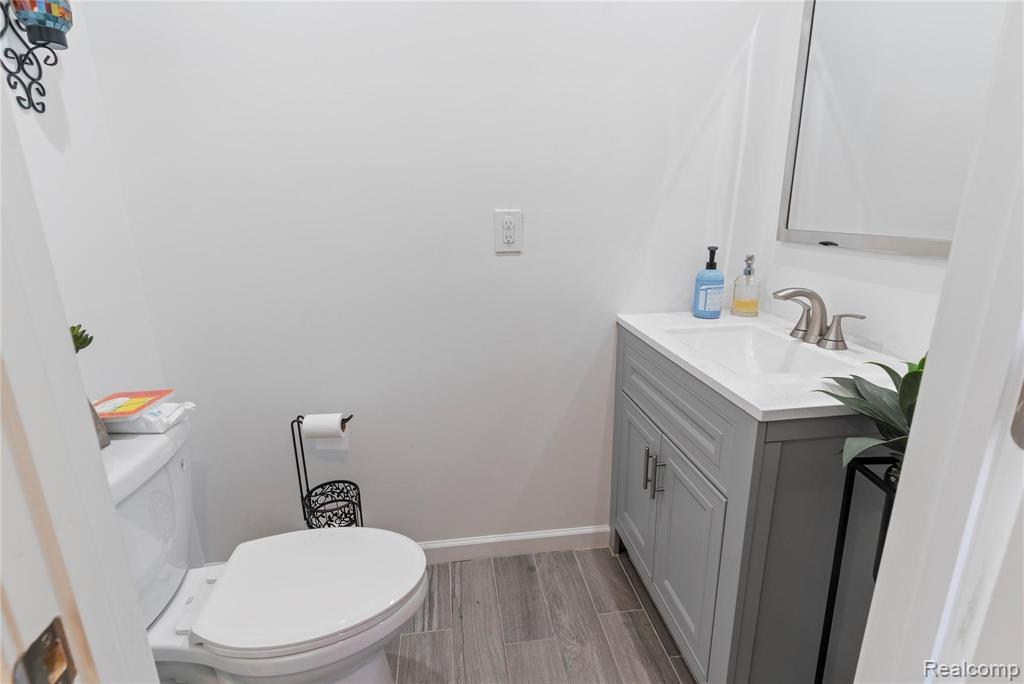 3850 Harvard Road Detroit, MI 48224 - Photo 15 of 27